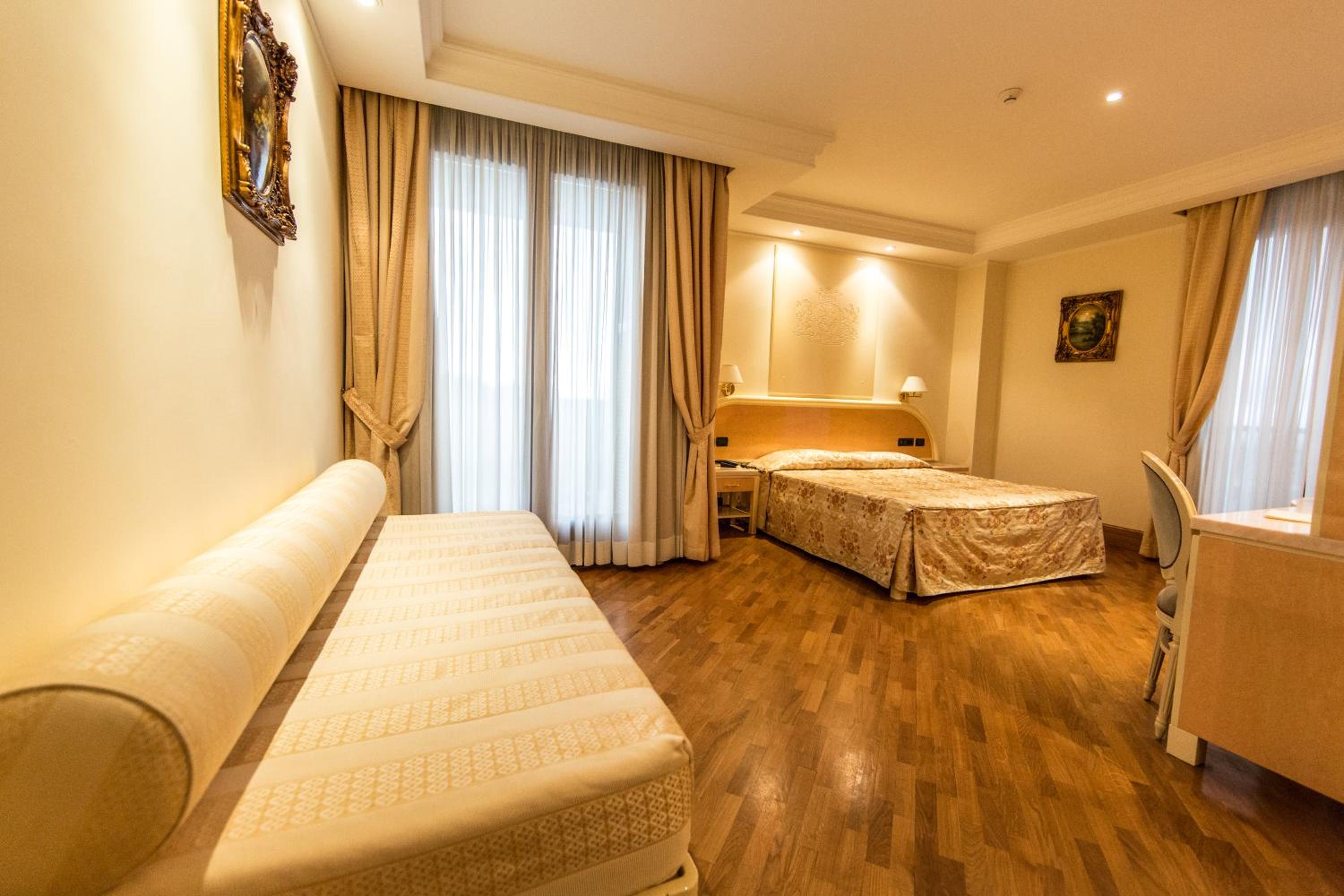 Superior Double or Twin Room with City View