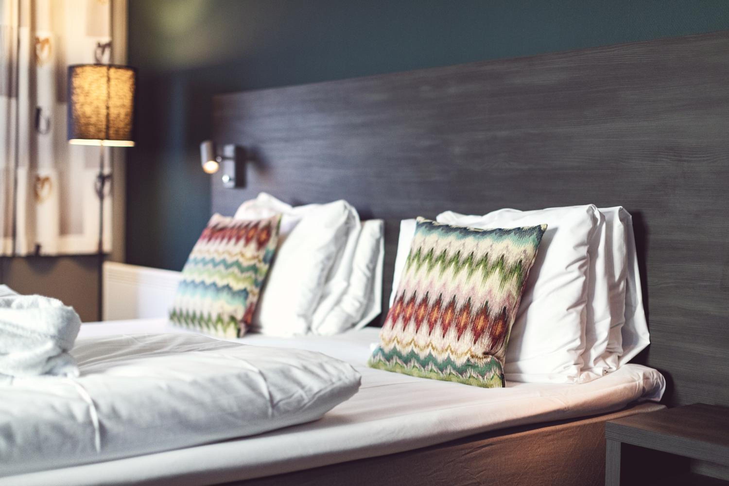 Standard Double Room - Photo 17