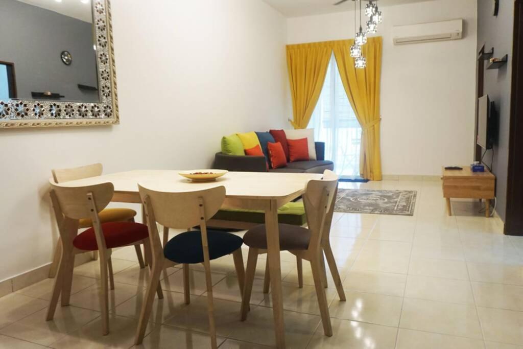 Three-Bedroom Apartment photo 3