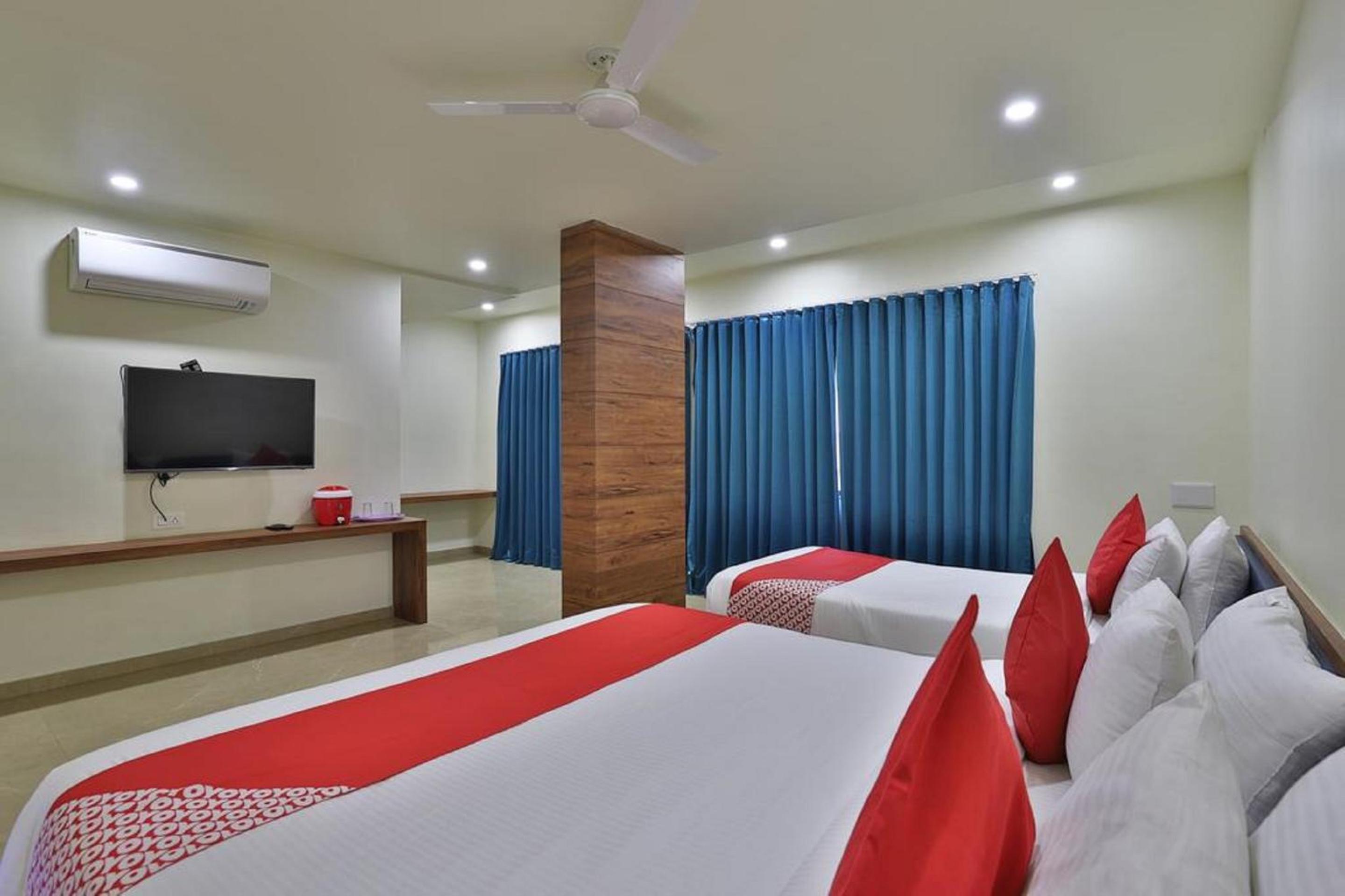 Deluxe Triple Room photo 3