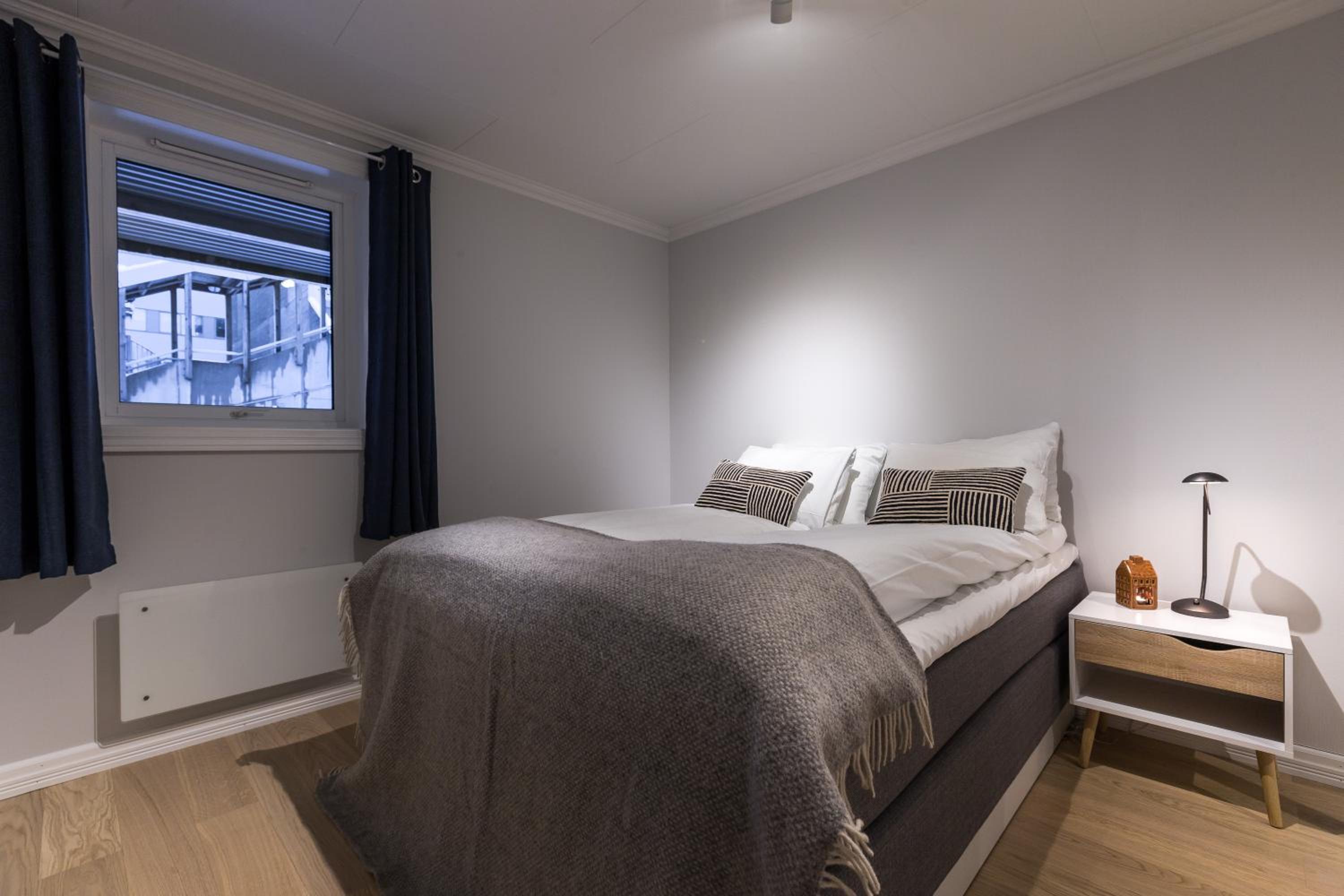 One-Bedroom Apartment - Photo 1