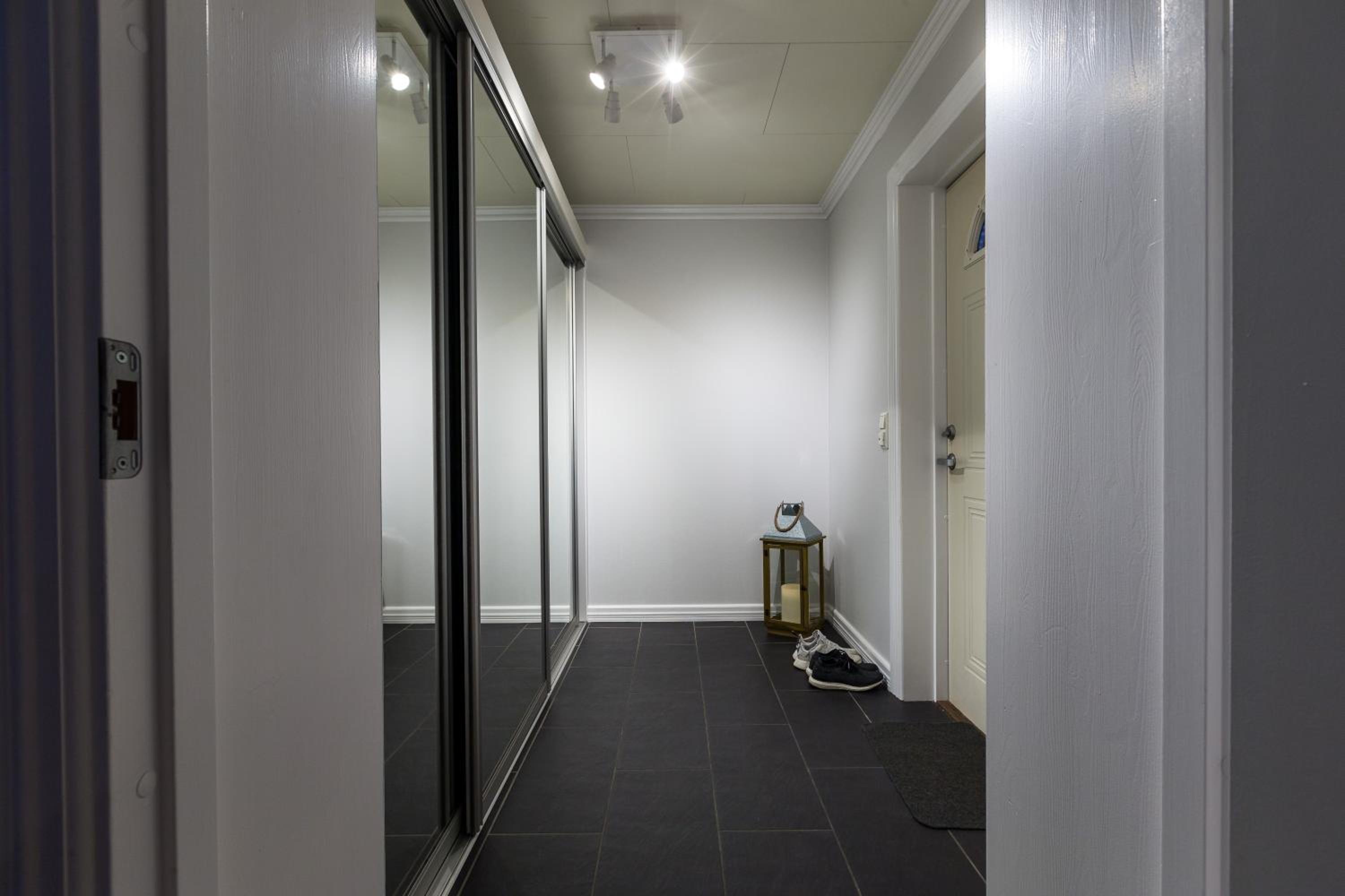 Two-Bedroom Apartment - Photo 7