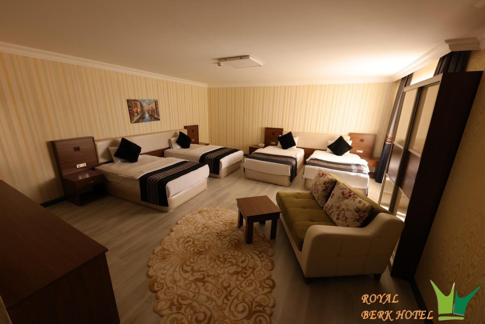 Standard Triple Room photo 1