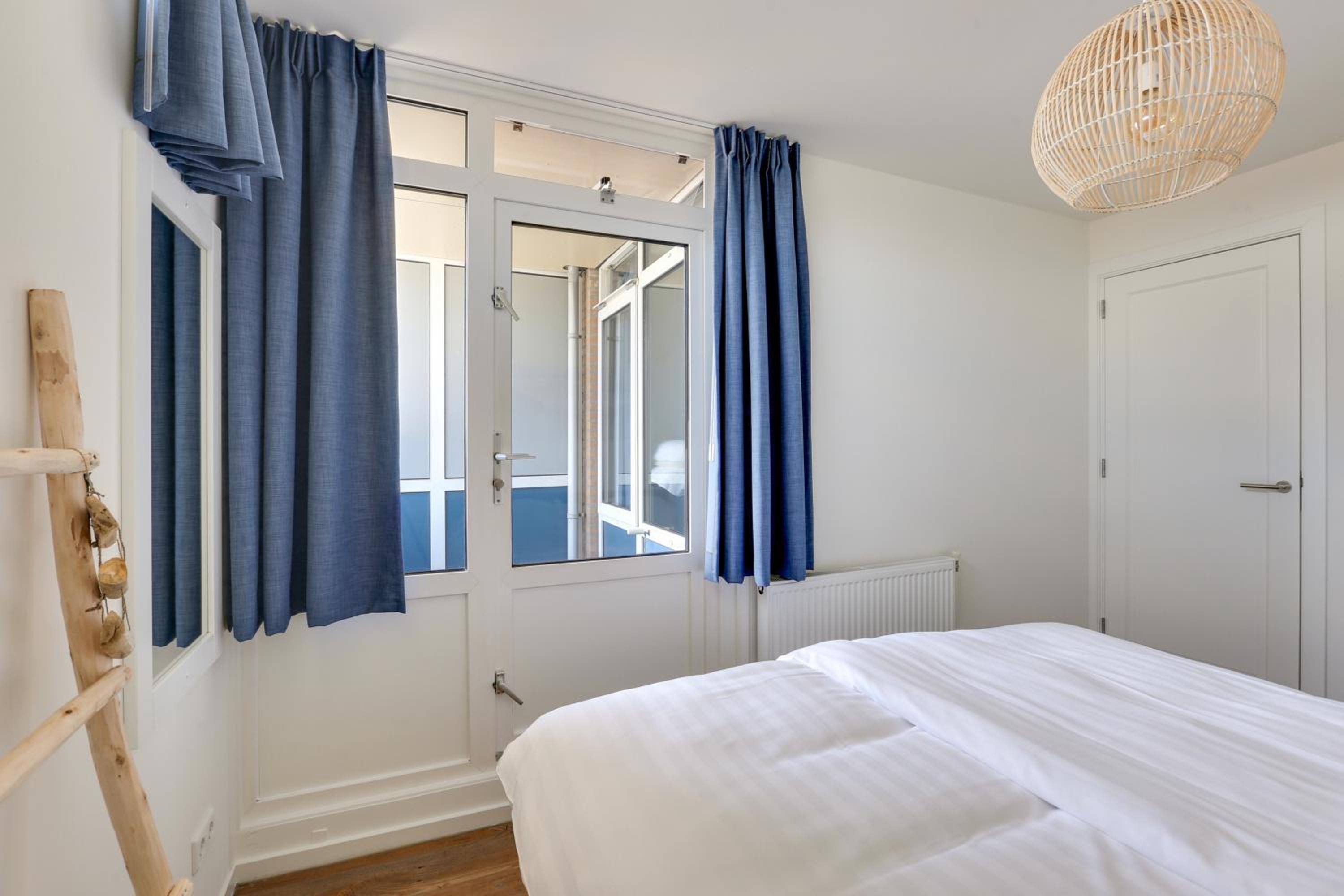 Apartment with Sea View photo 3
