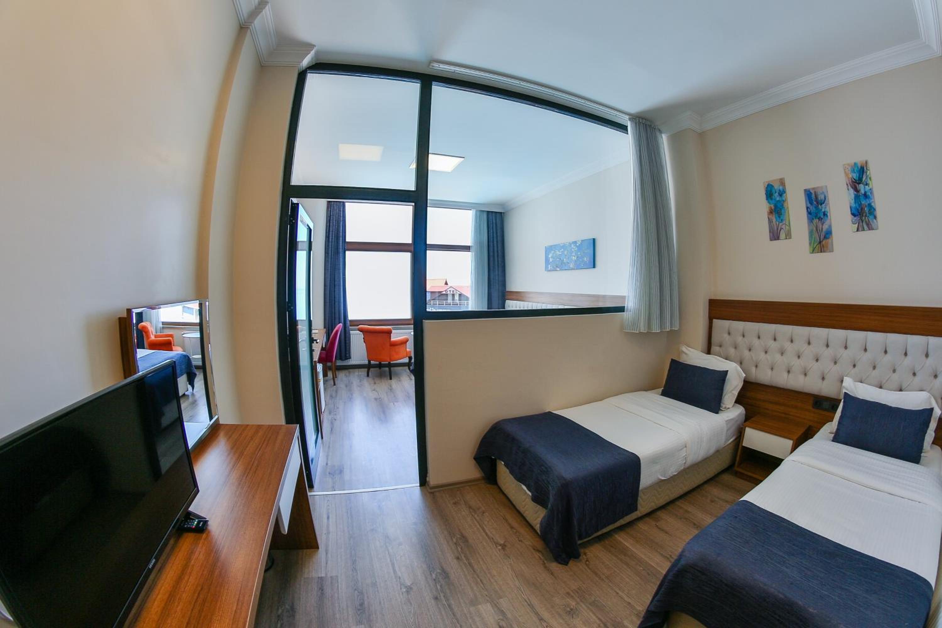 Suite photo 1