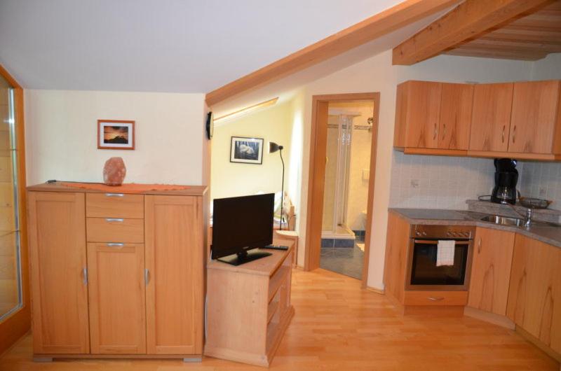 Apartment photo 3