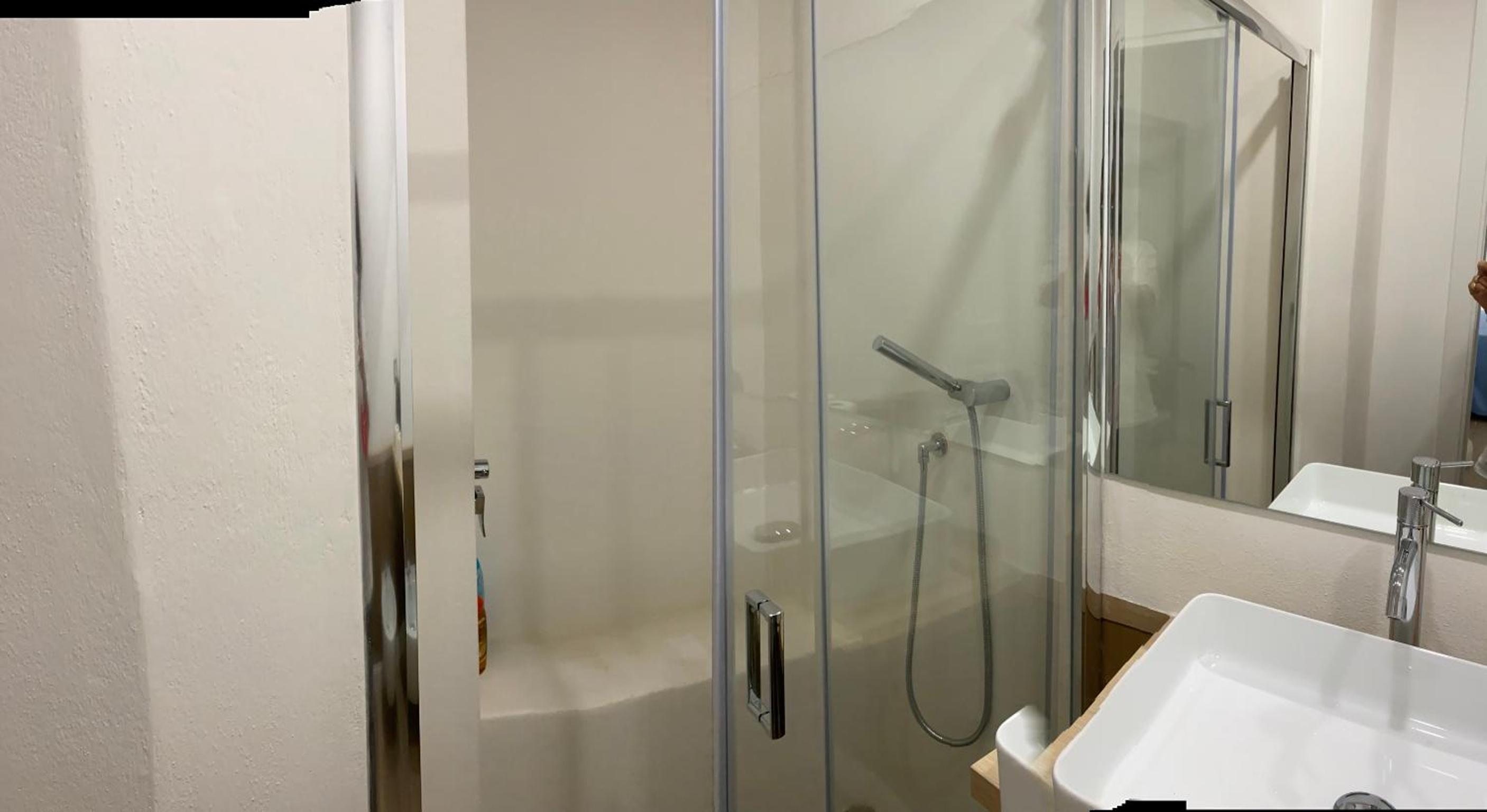 One-Bedroom Apartment - Photo 4
