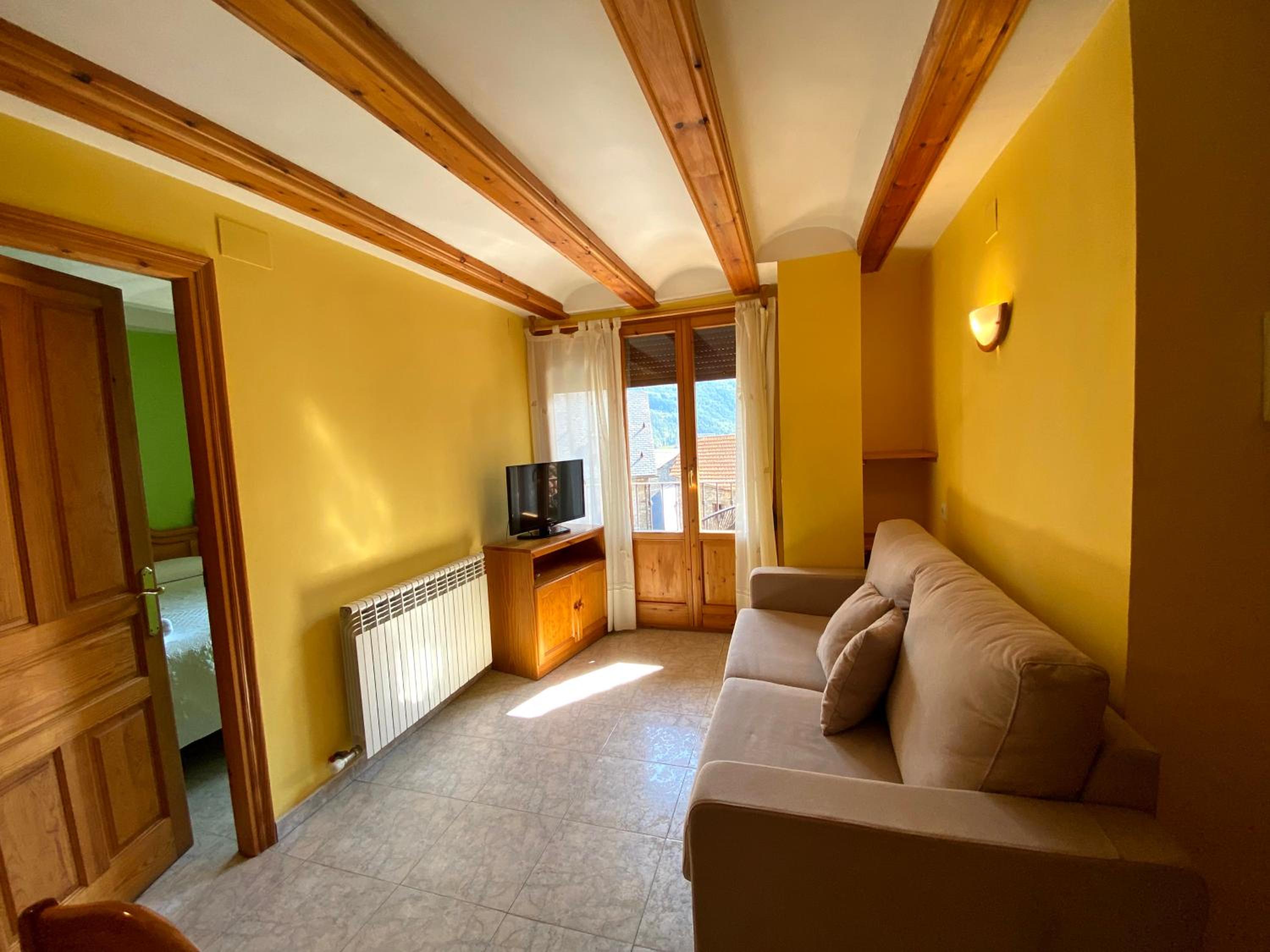 Apartamento de una habitación con balcón - Alta