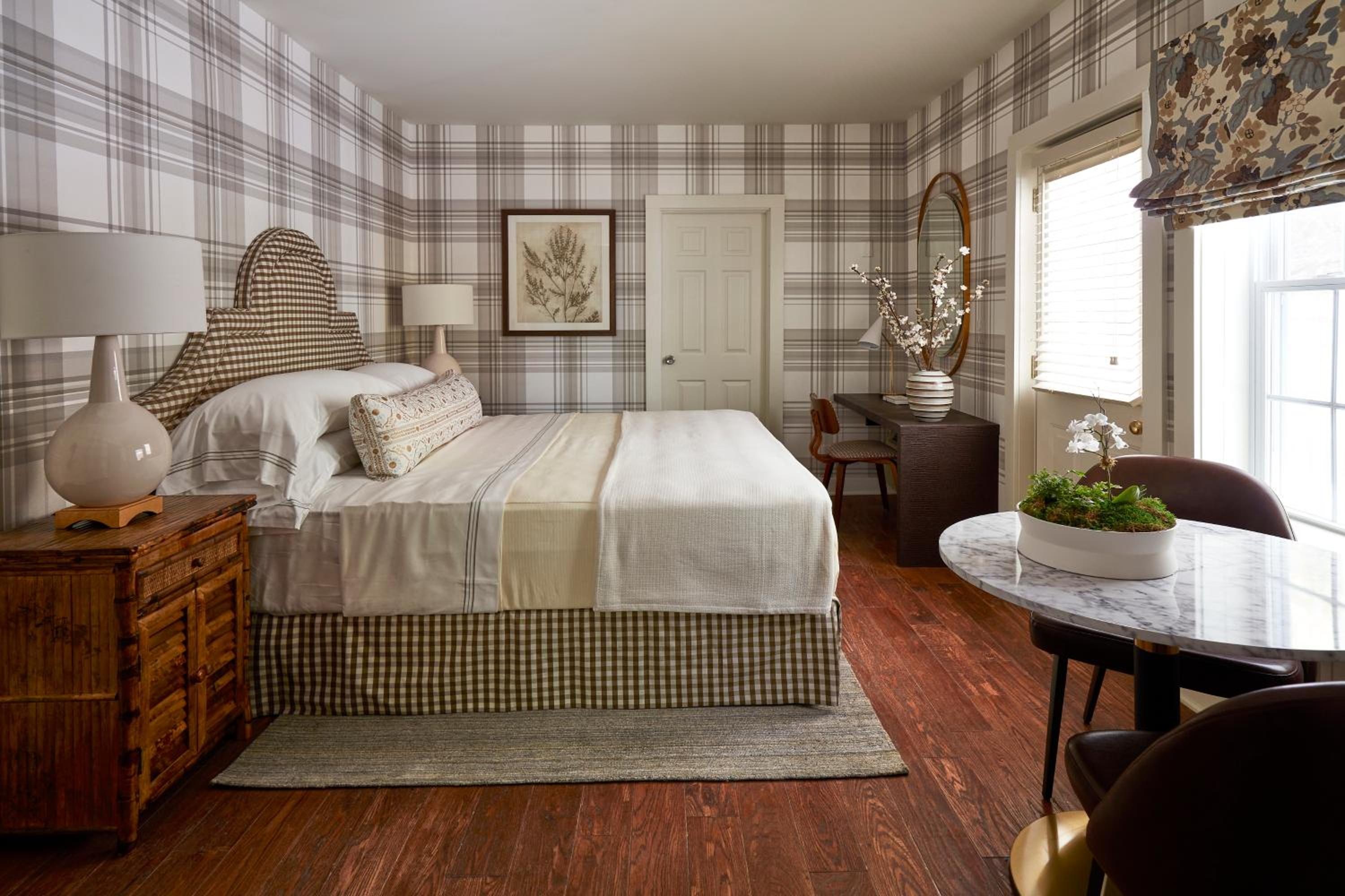 Standard King Room photo 1