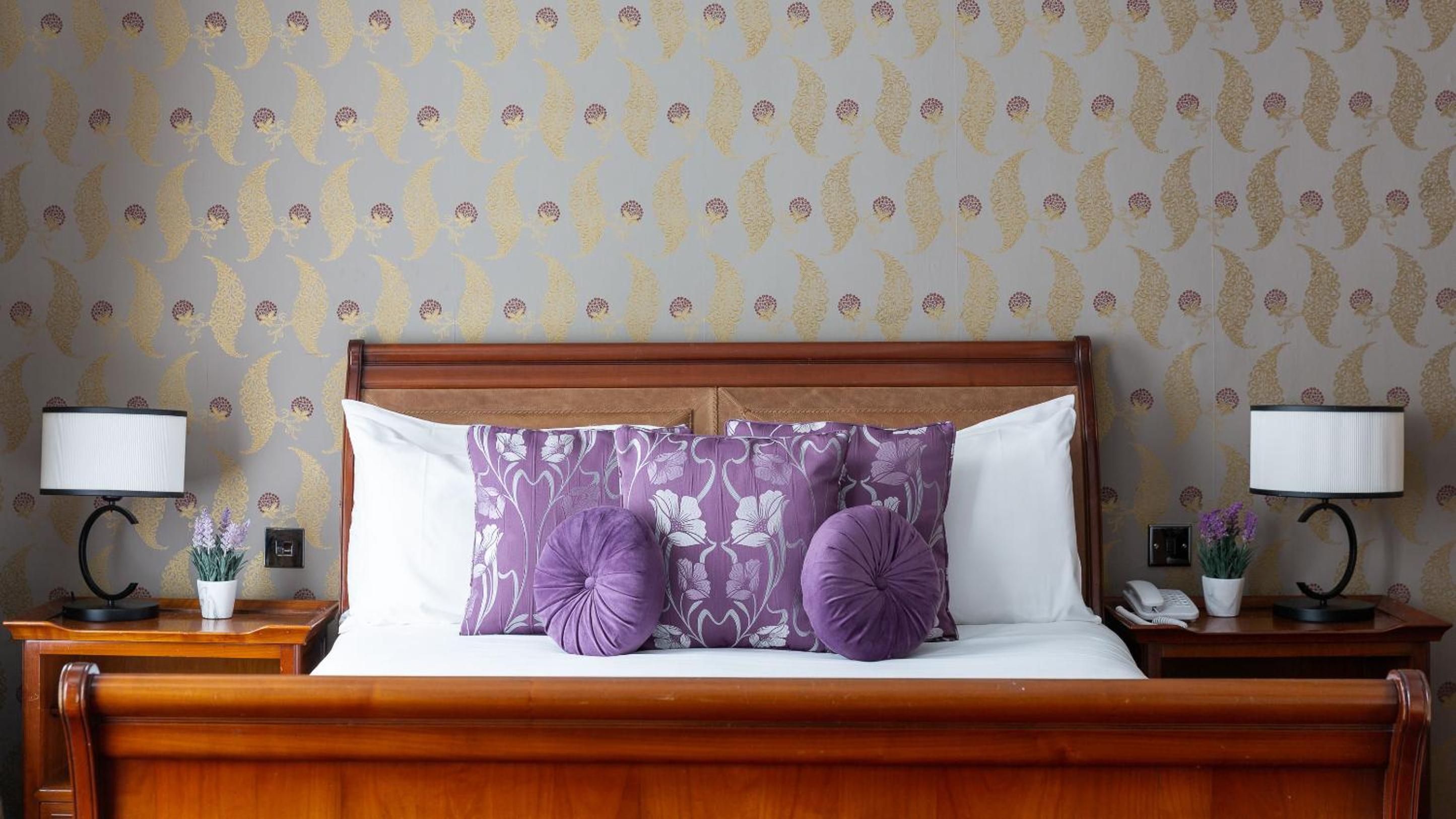 Standard Suite - Photo 1