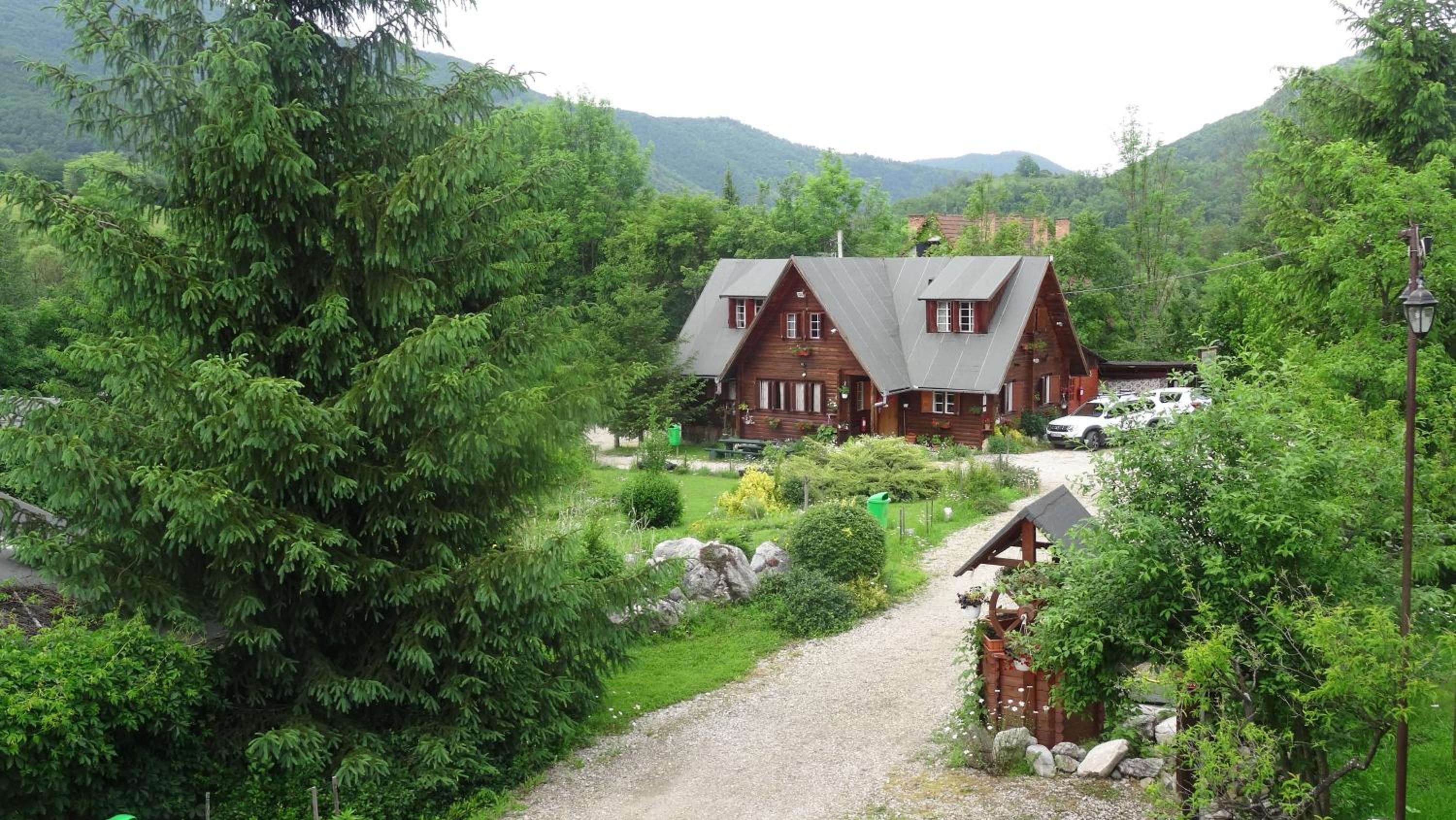 Villa - Photo 3