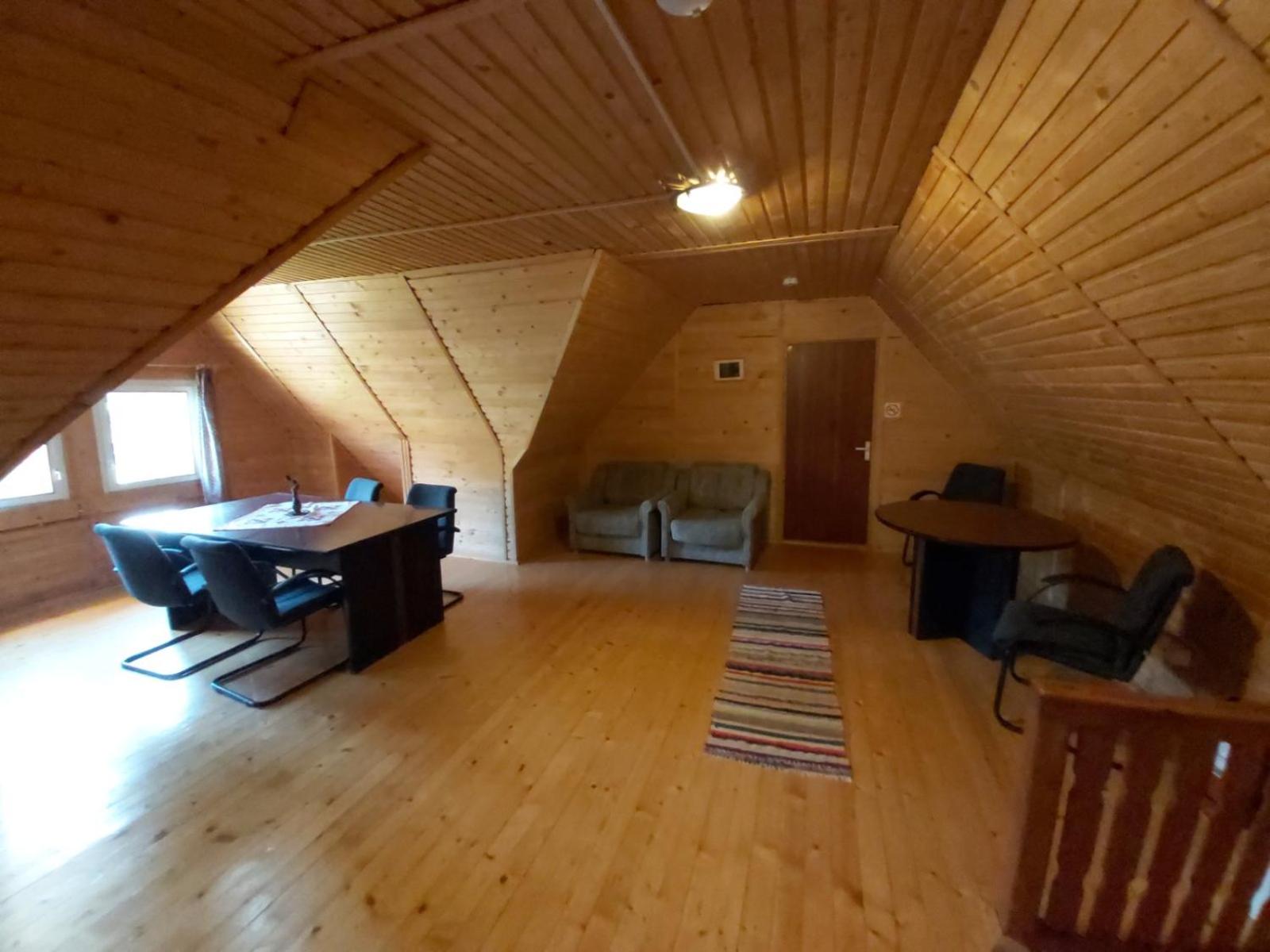 Villa - Photo 12