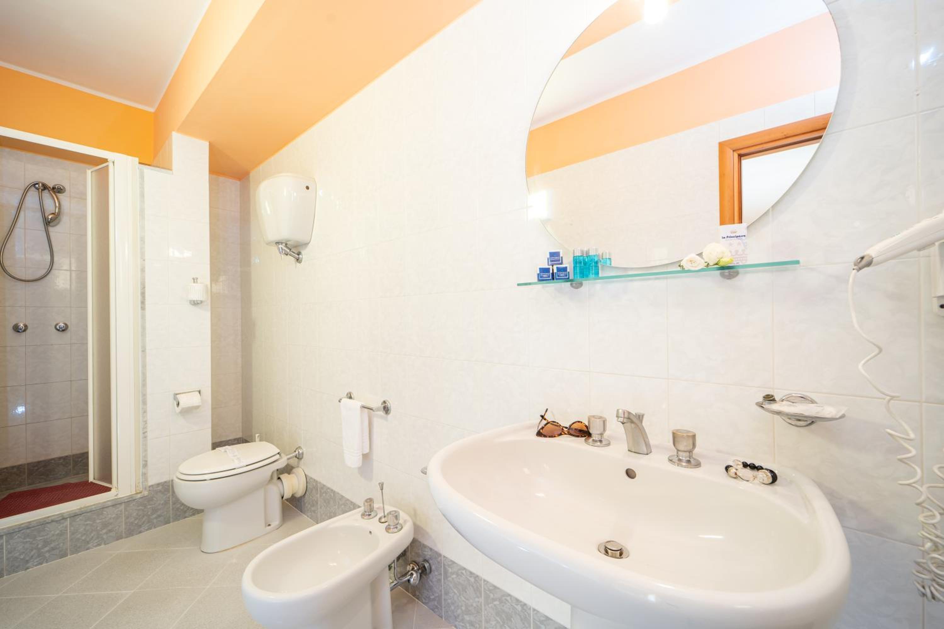 Standard Quadruple Room photo 2