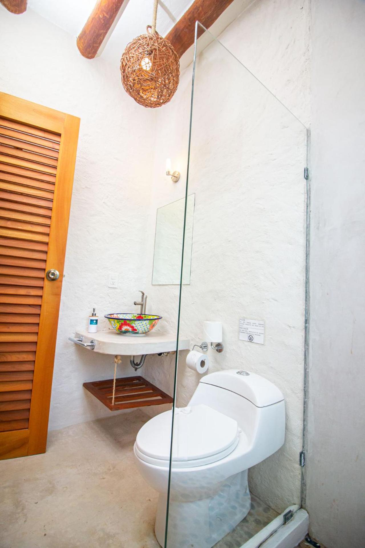 King Suite - Photo 2