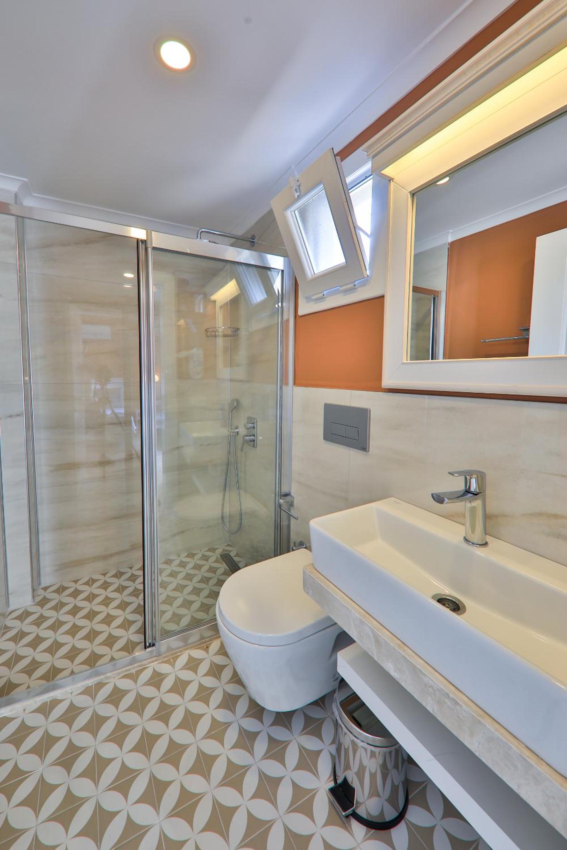 Double Room with Mountain View - Photo 4