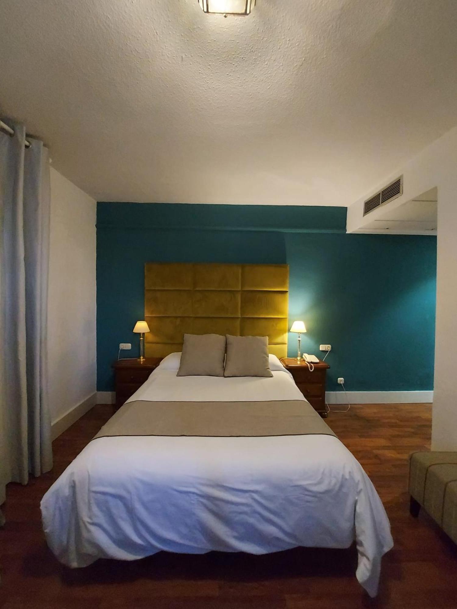 Habitación Doble o con Dos Camas