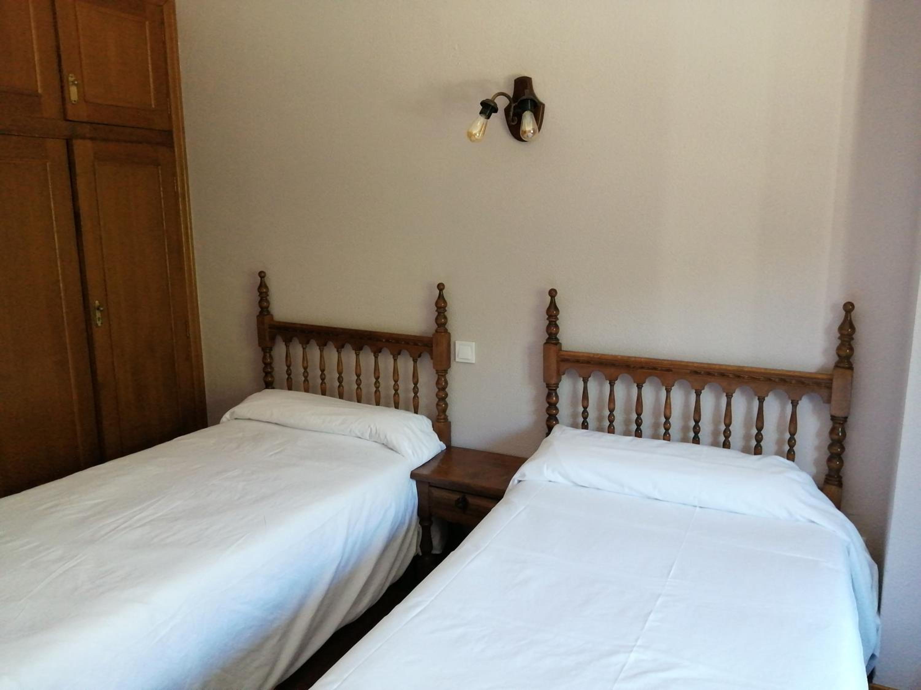 Budget Double or Twin Room - Photo 5