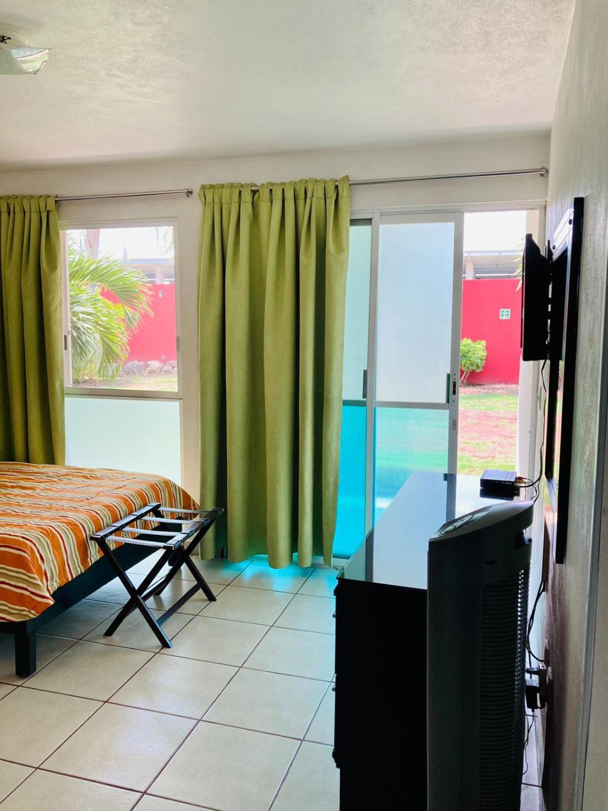 Standard Triple Room - Photo 2