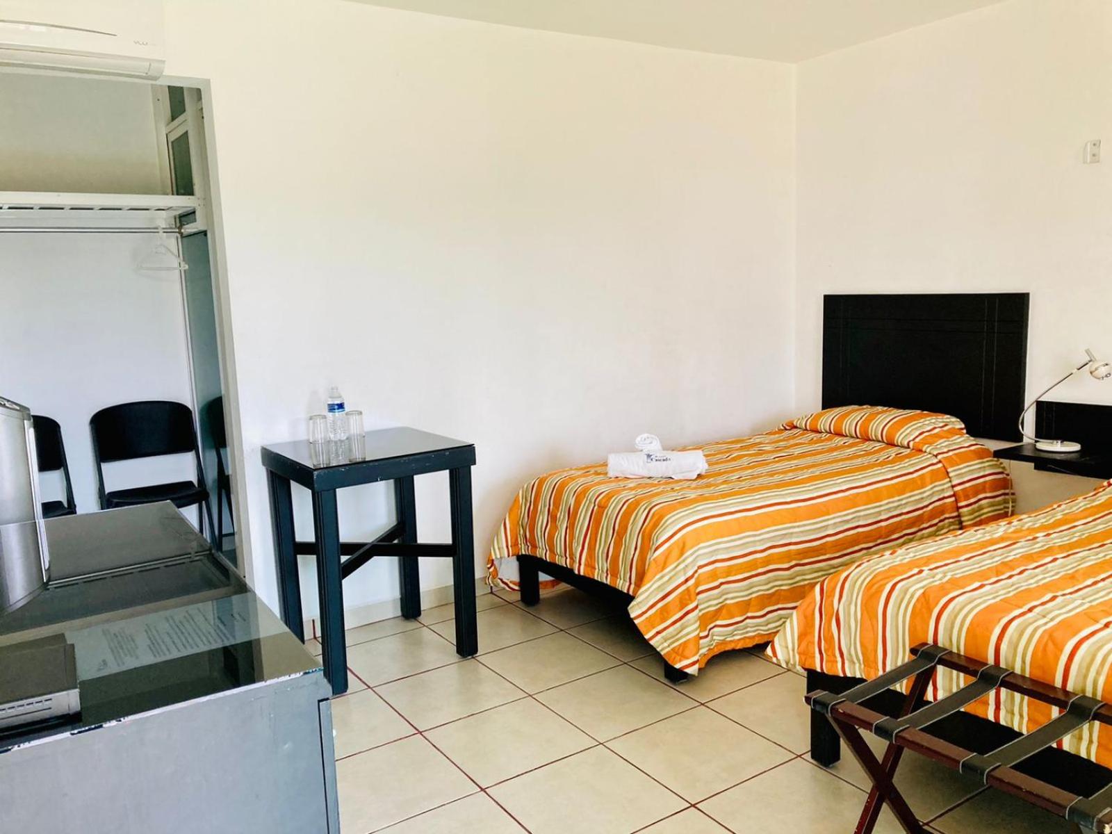 Standard Triple Room - Photo 3
