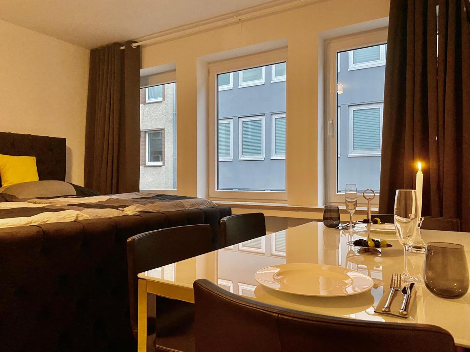 One-Bedroom Apartment - Photo 7