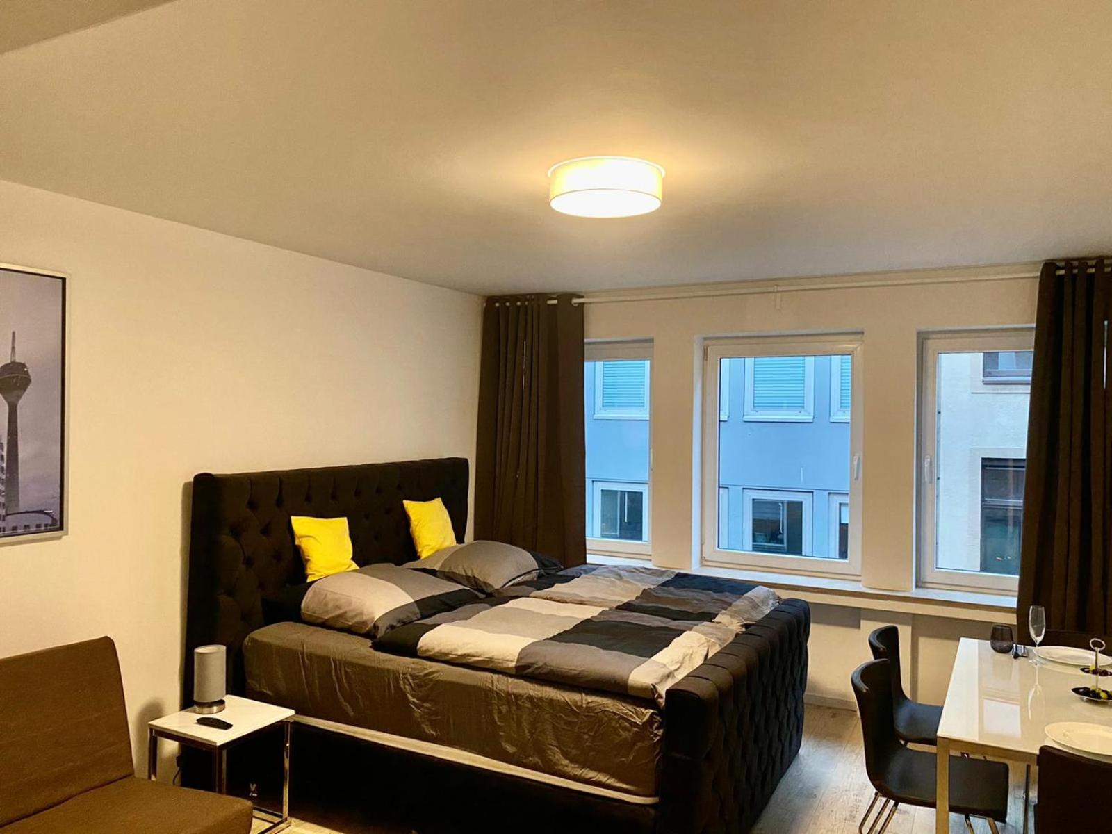 One-Bedroom Apartment - Photo 9