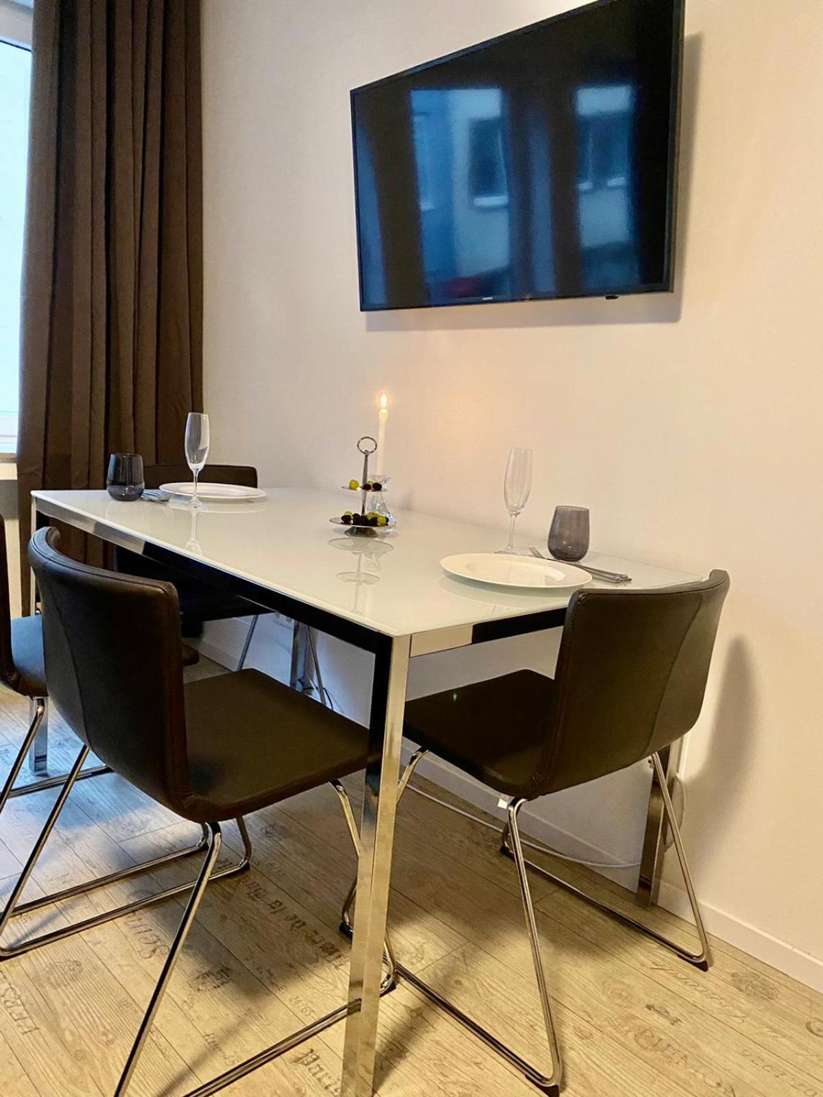 One-Bedroom Apartment - Photo 4