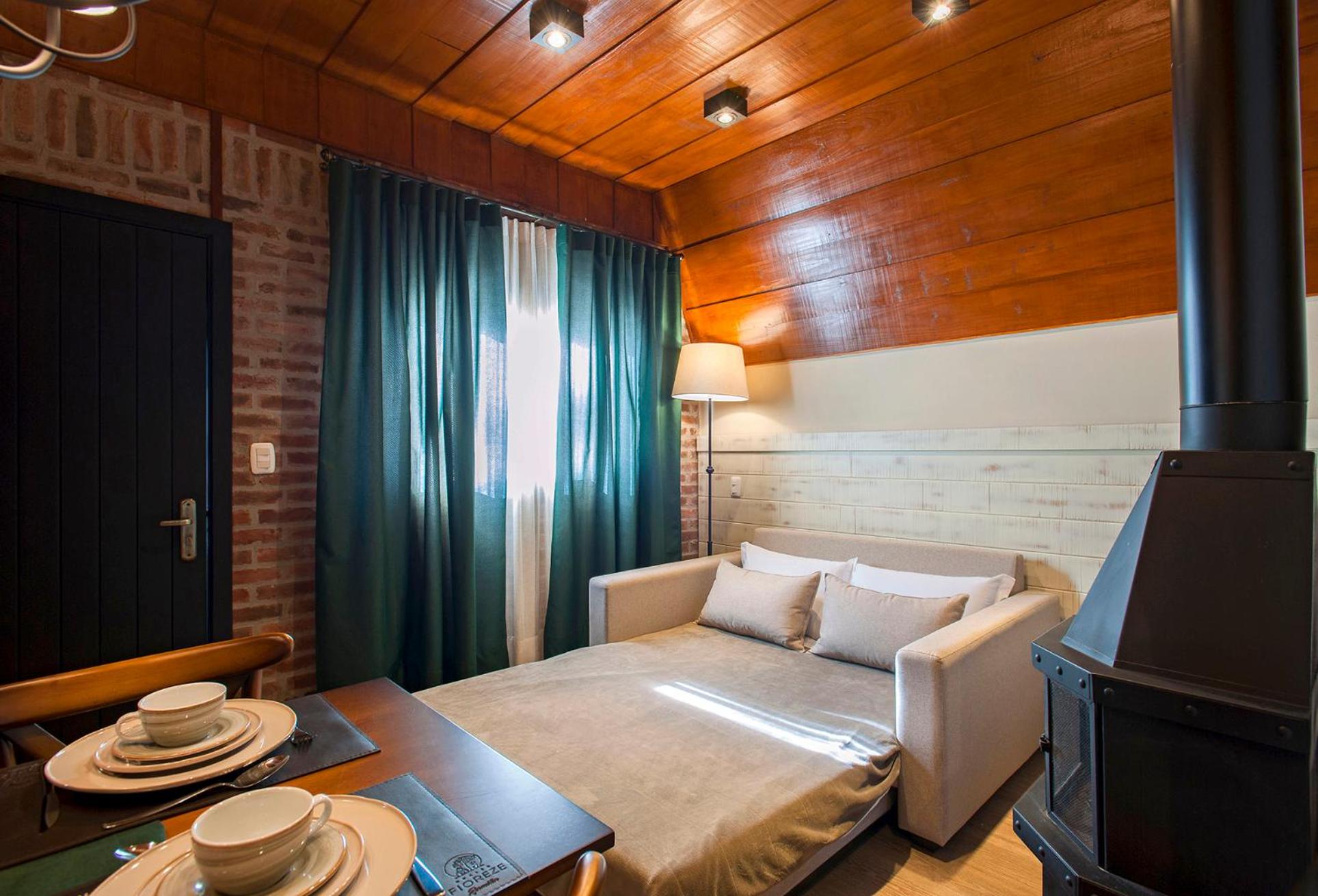 Deluxe Chalet photo 2