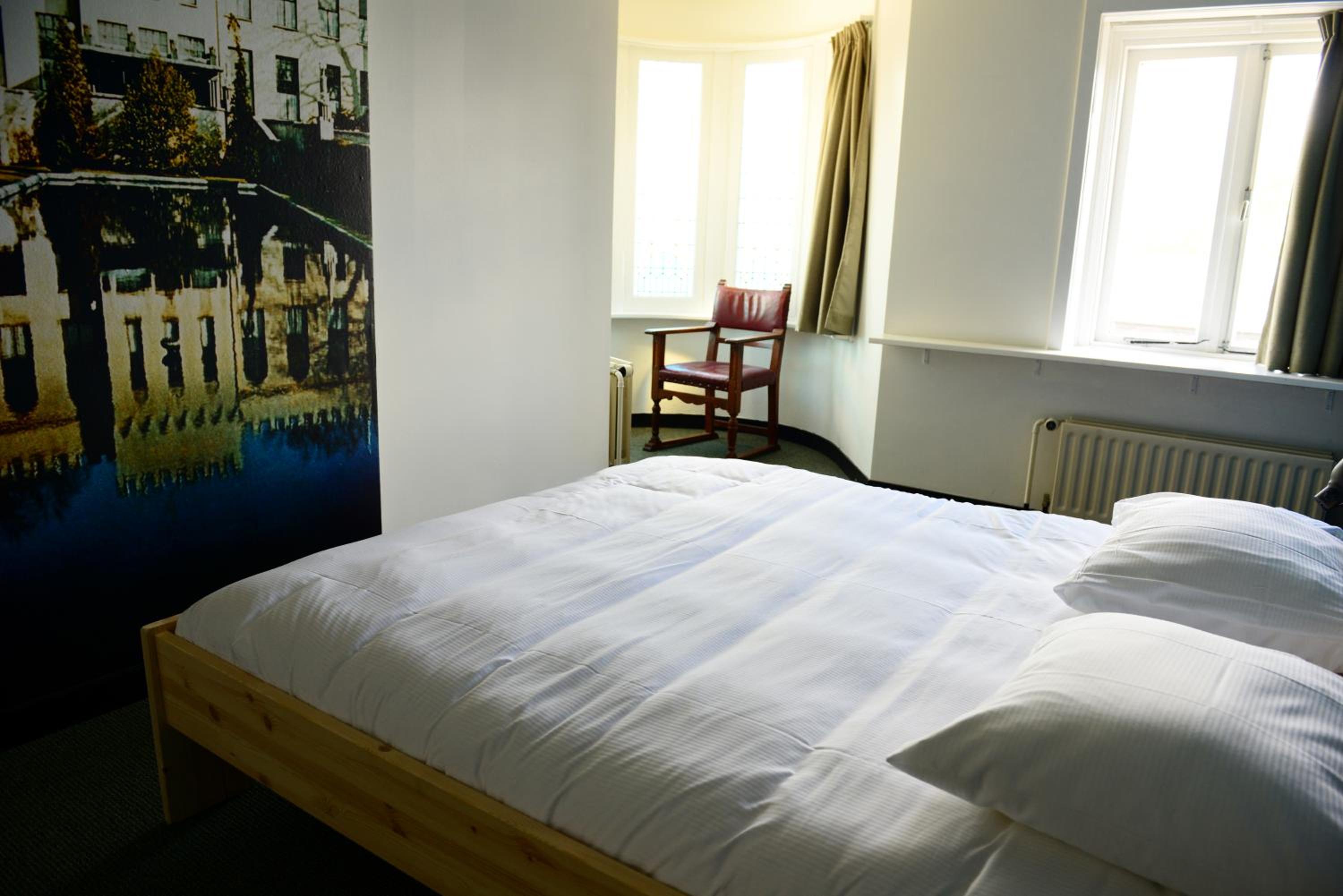 Standard Double Room with Shared Bathroom photo 1