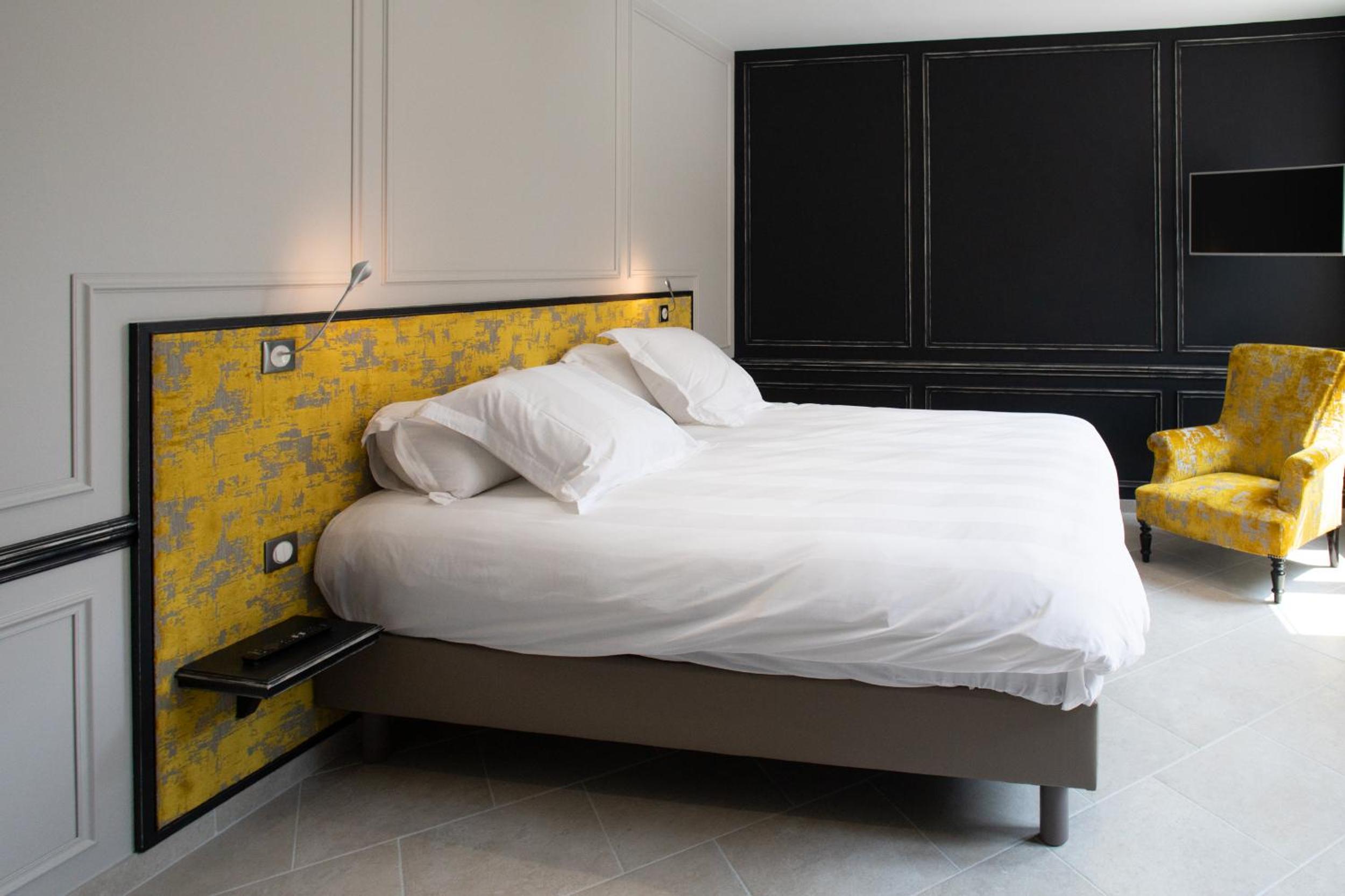 Deluxe Family Suite