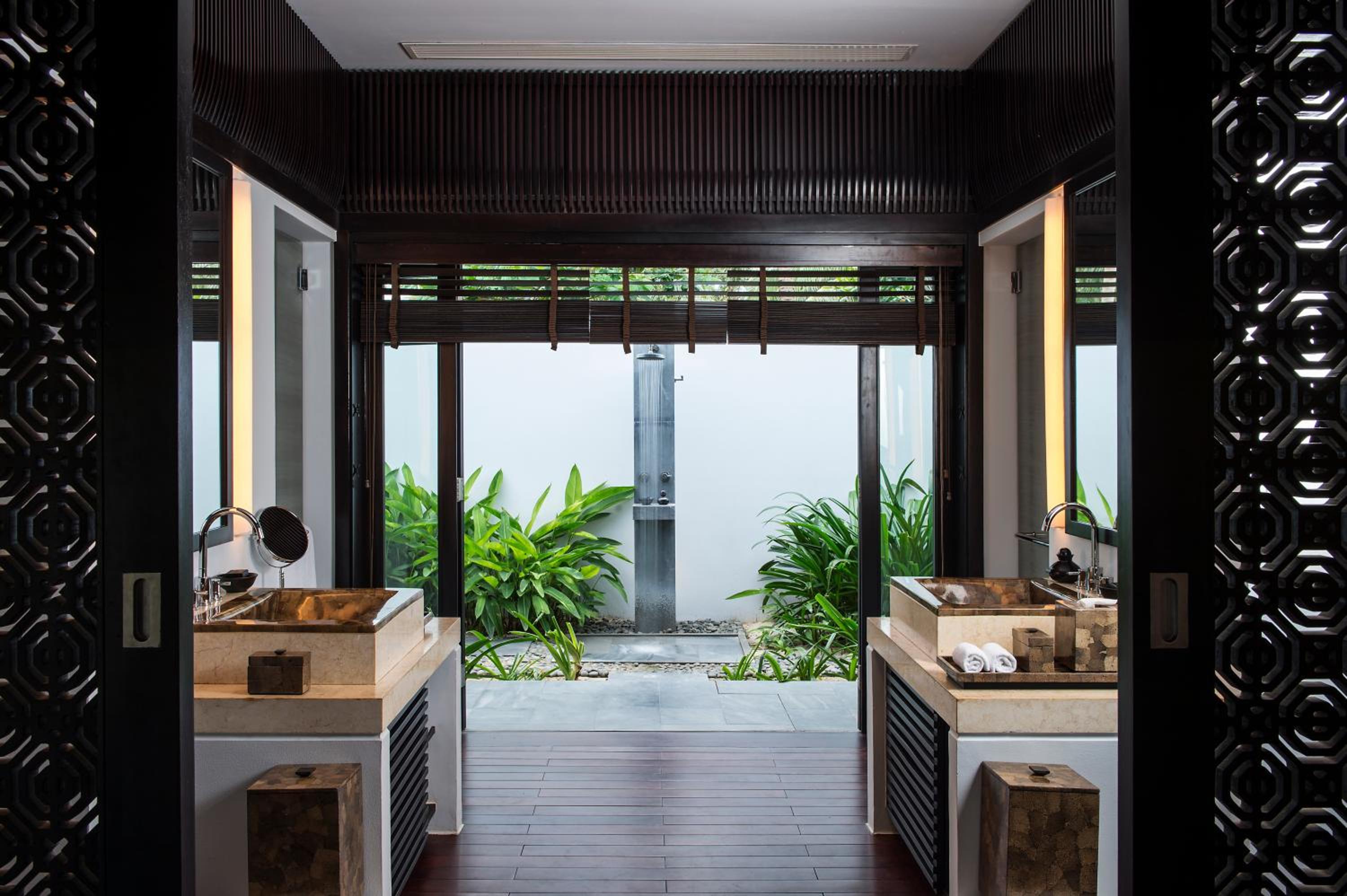One Bedroom Villa - Room Rate inclusive of breakfast for 2 adults - Photo 2