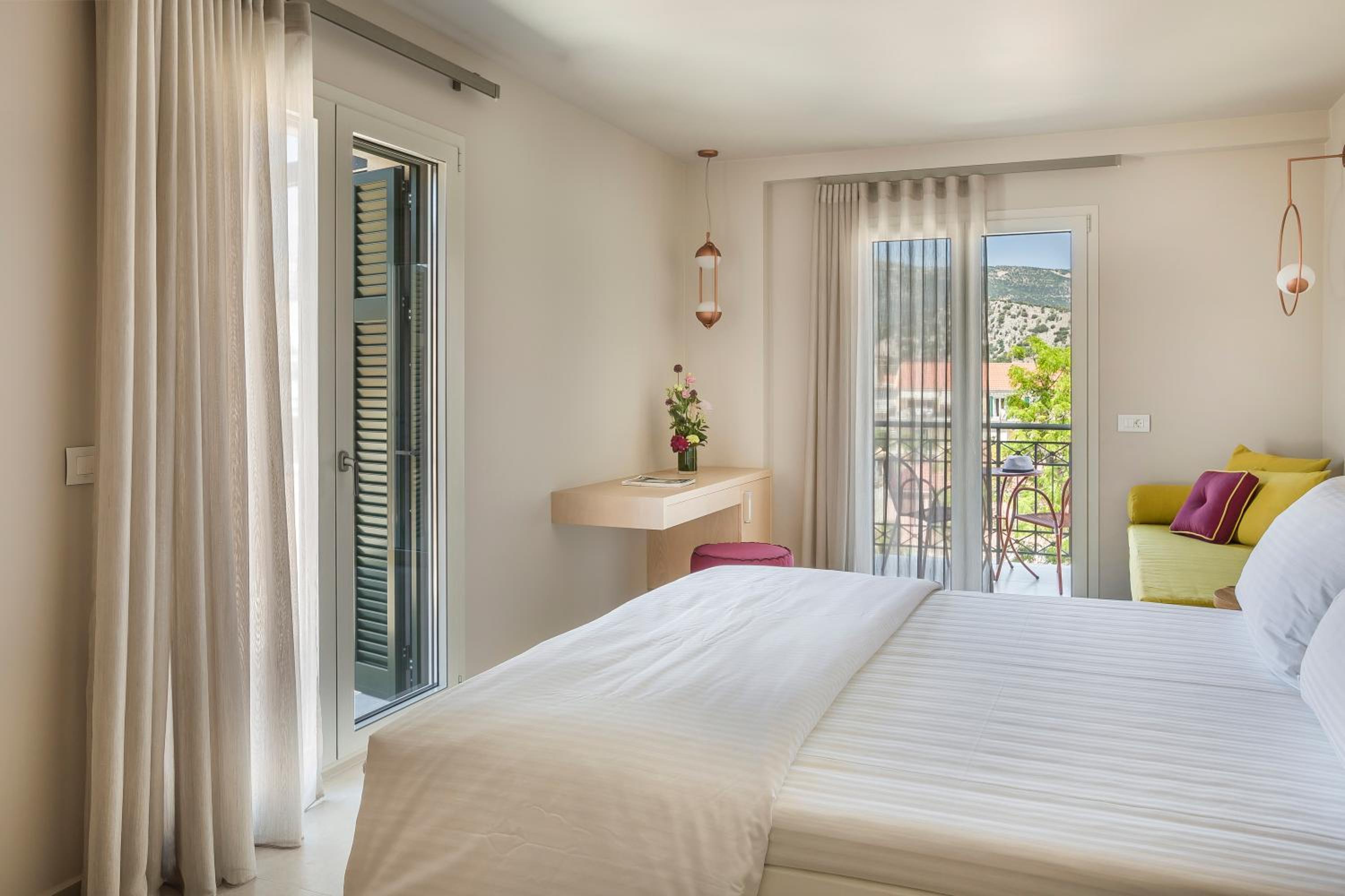 Junior Suite with Outdoor Hot Tub