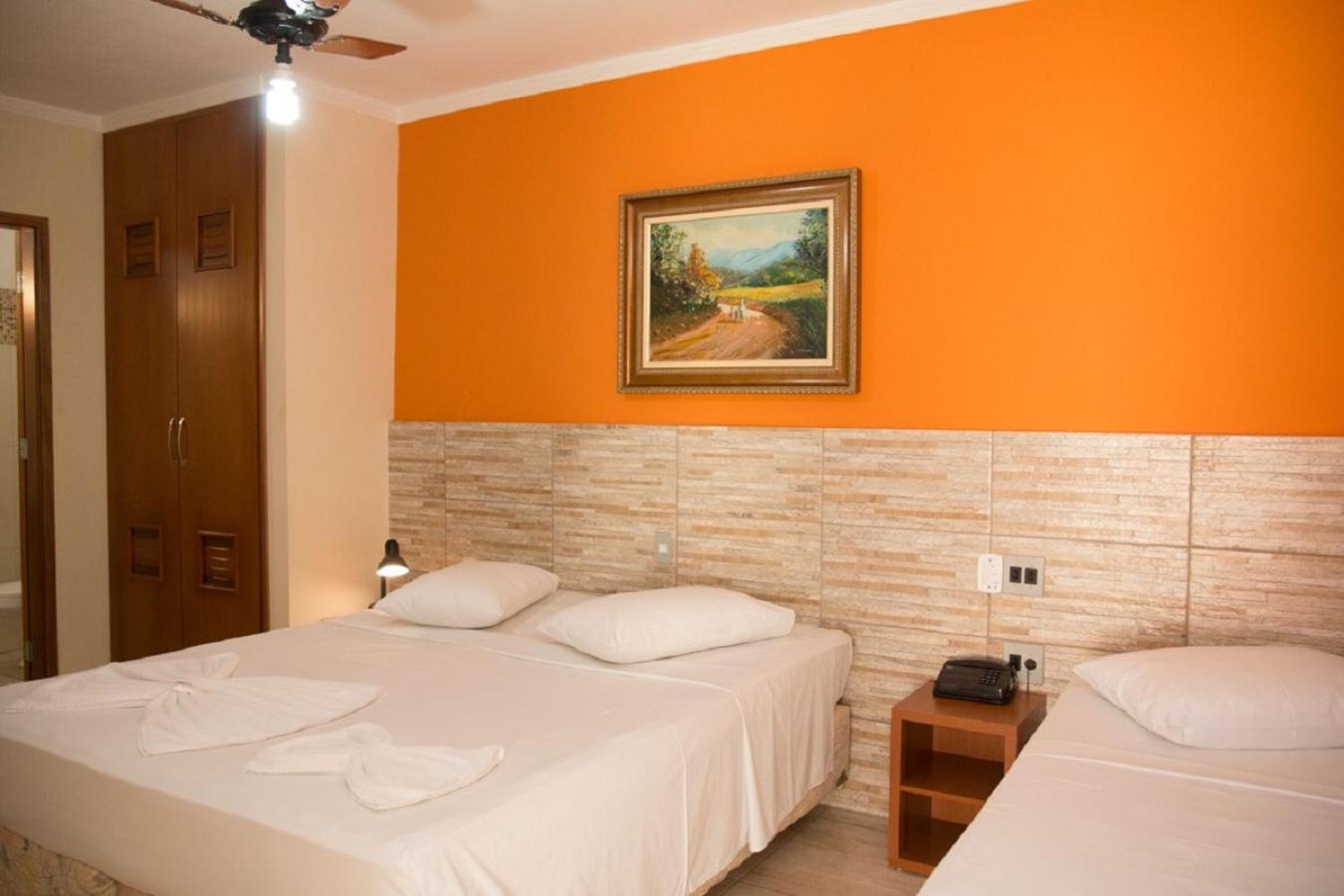 Standard Triple Room - Photo 19