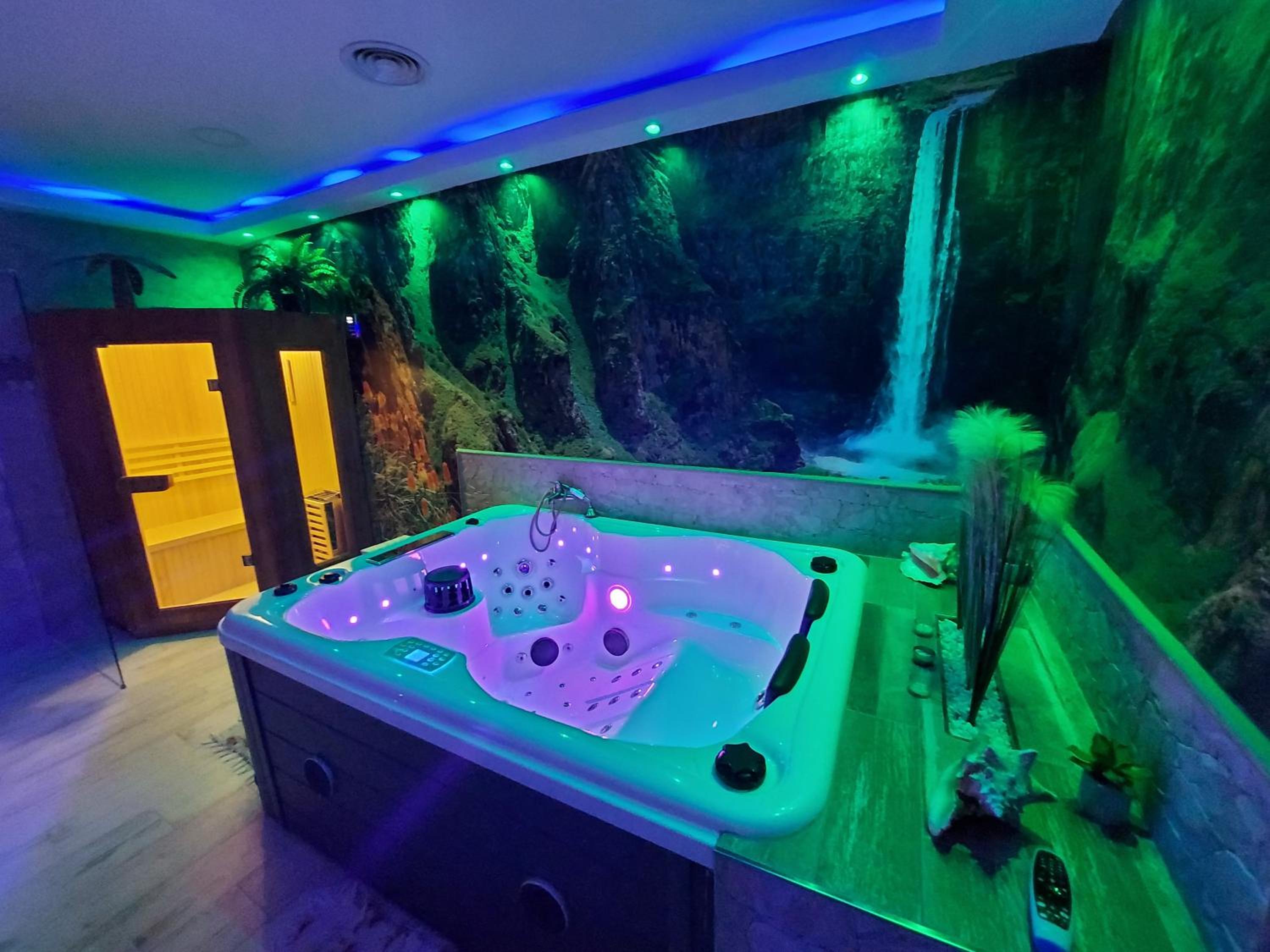 Superior Apartment with Sauna - Photo 24