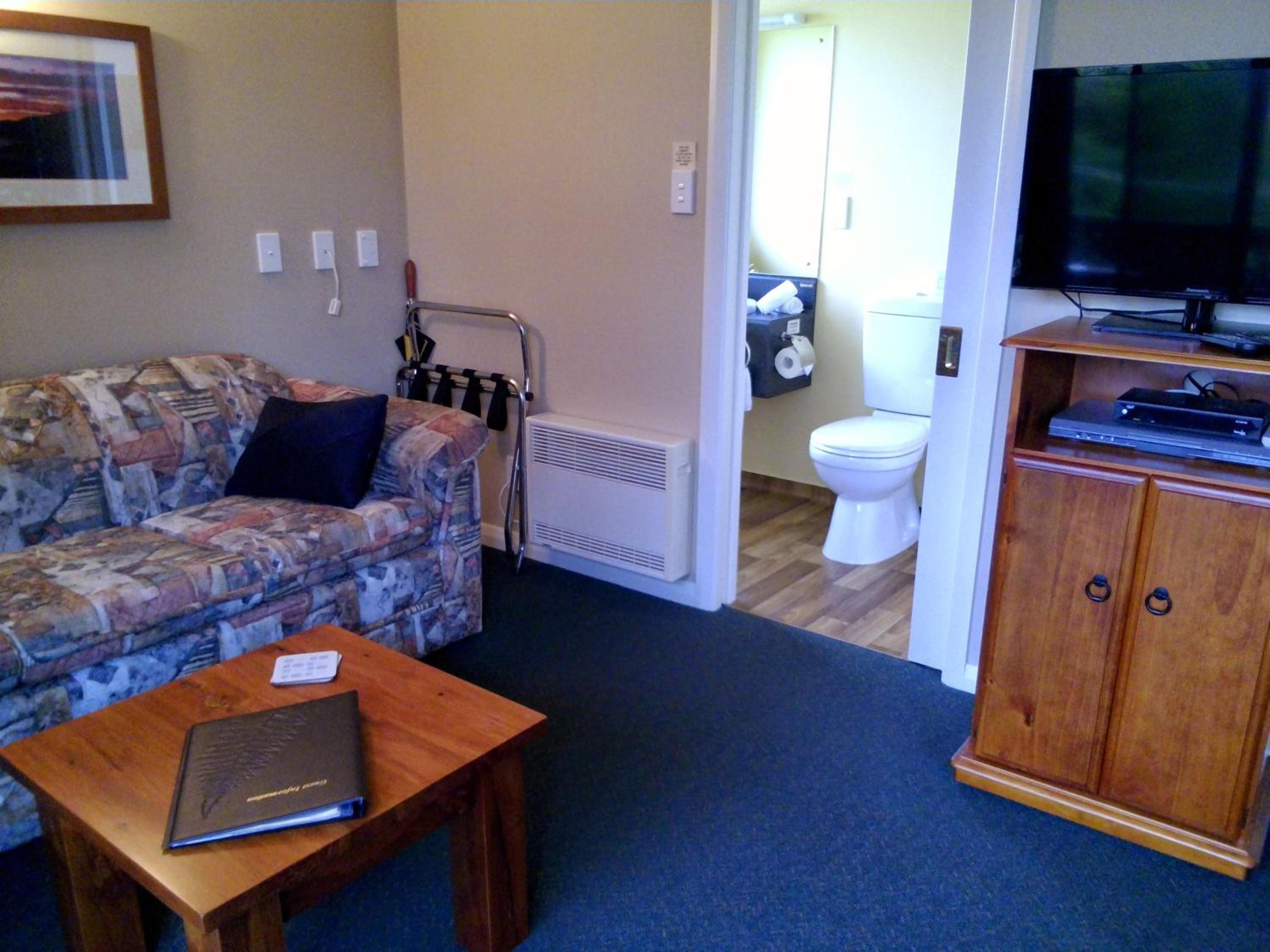 Deluxe King Room photo 1