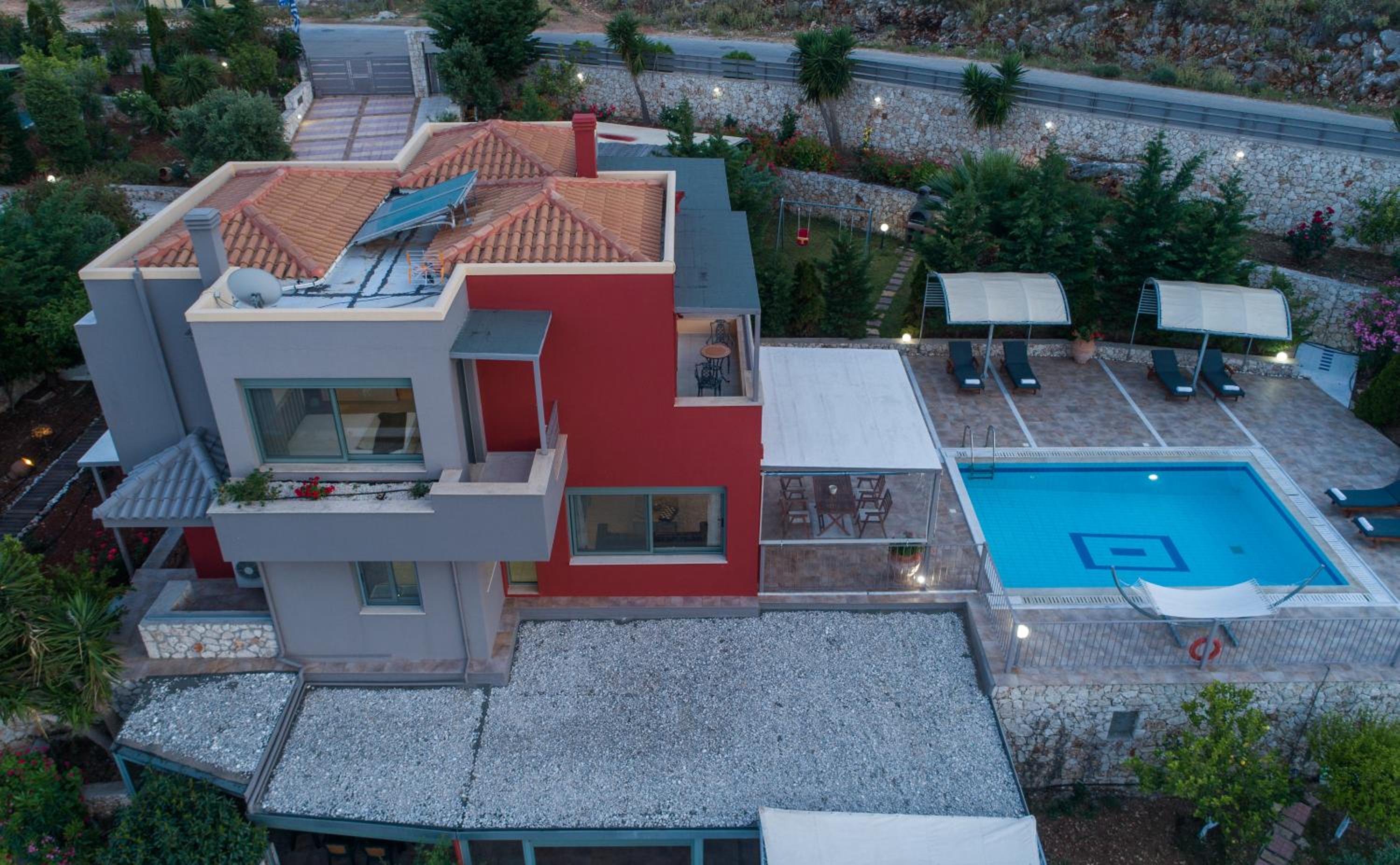 Three-Bedroom Villa photo 2