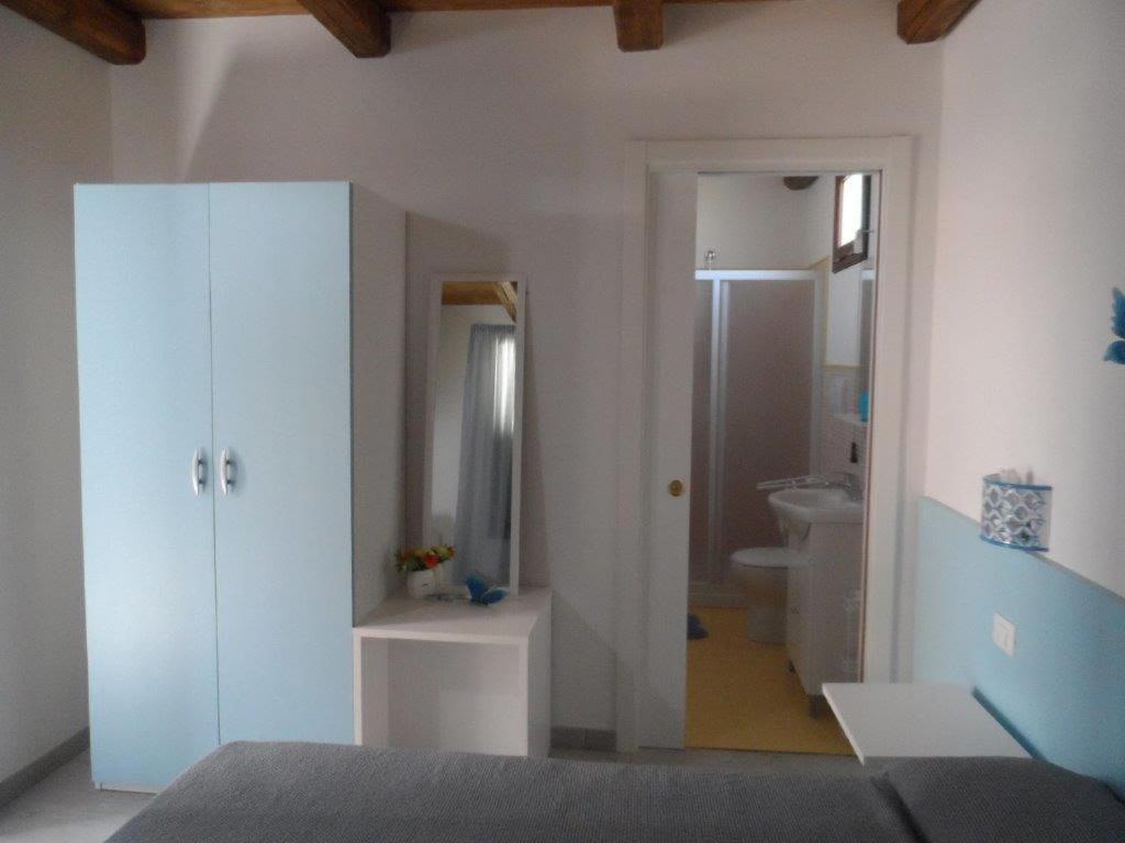 Two-Bedroom House photo 3