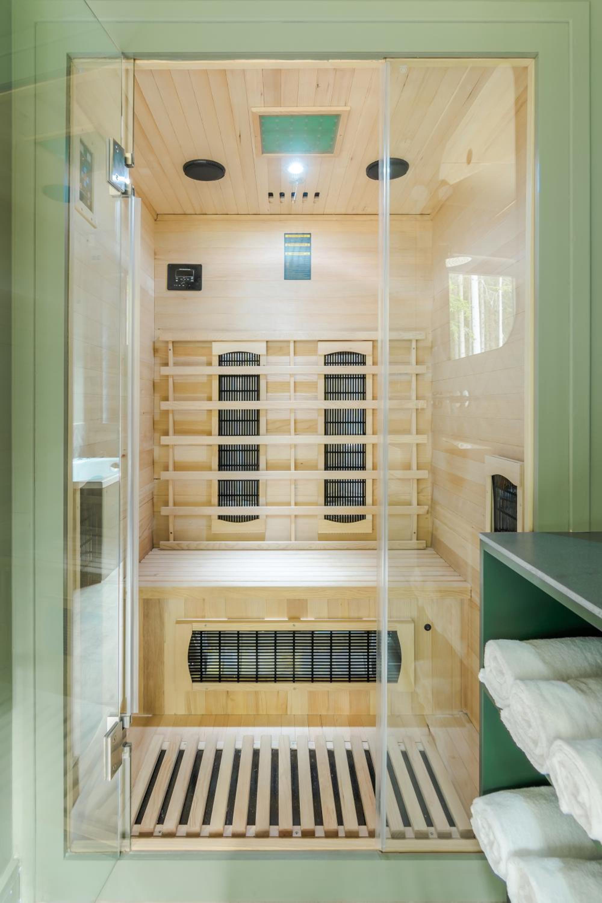 Deluxe Apartment with a view (Sauna, Hydro bath) - Photo 16