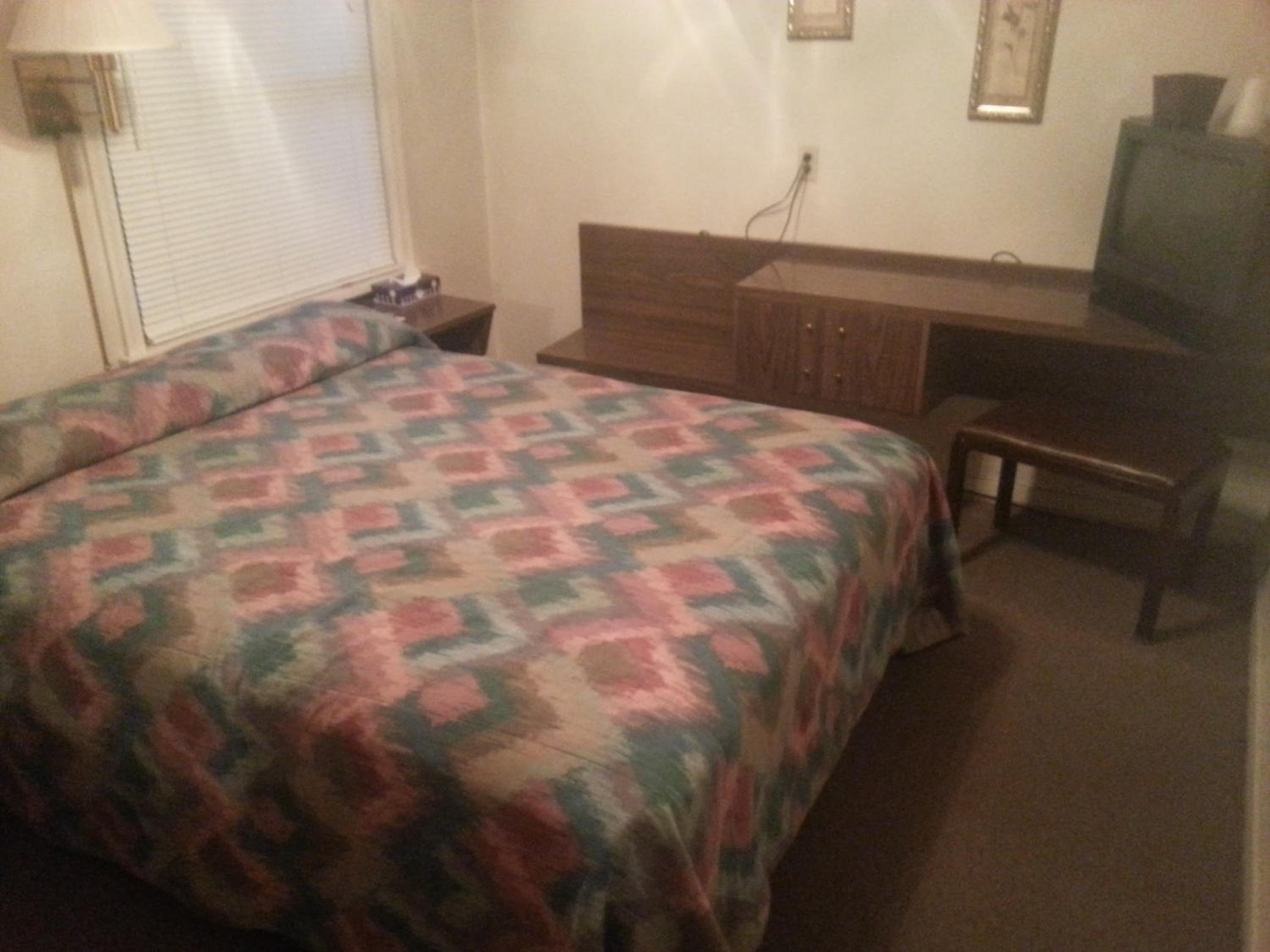 Standard Queen Room photo 1