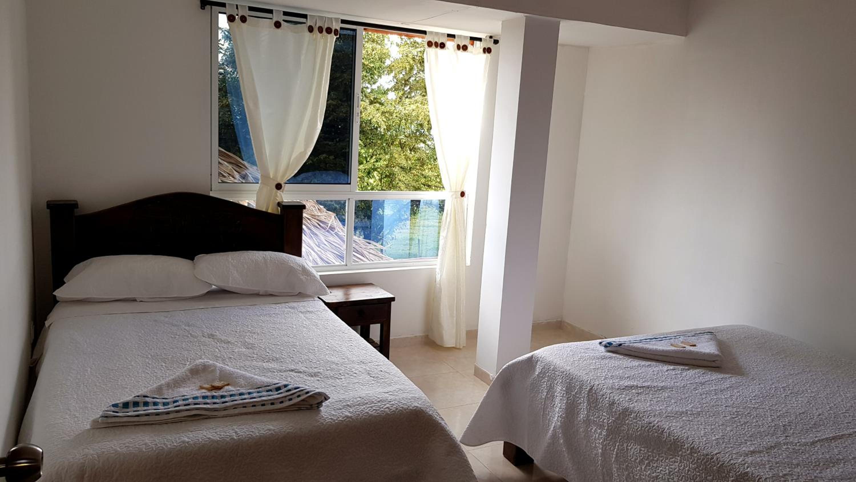 Twin Room with Private Bathroom photo 1