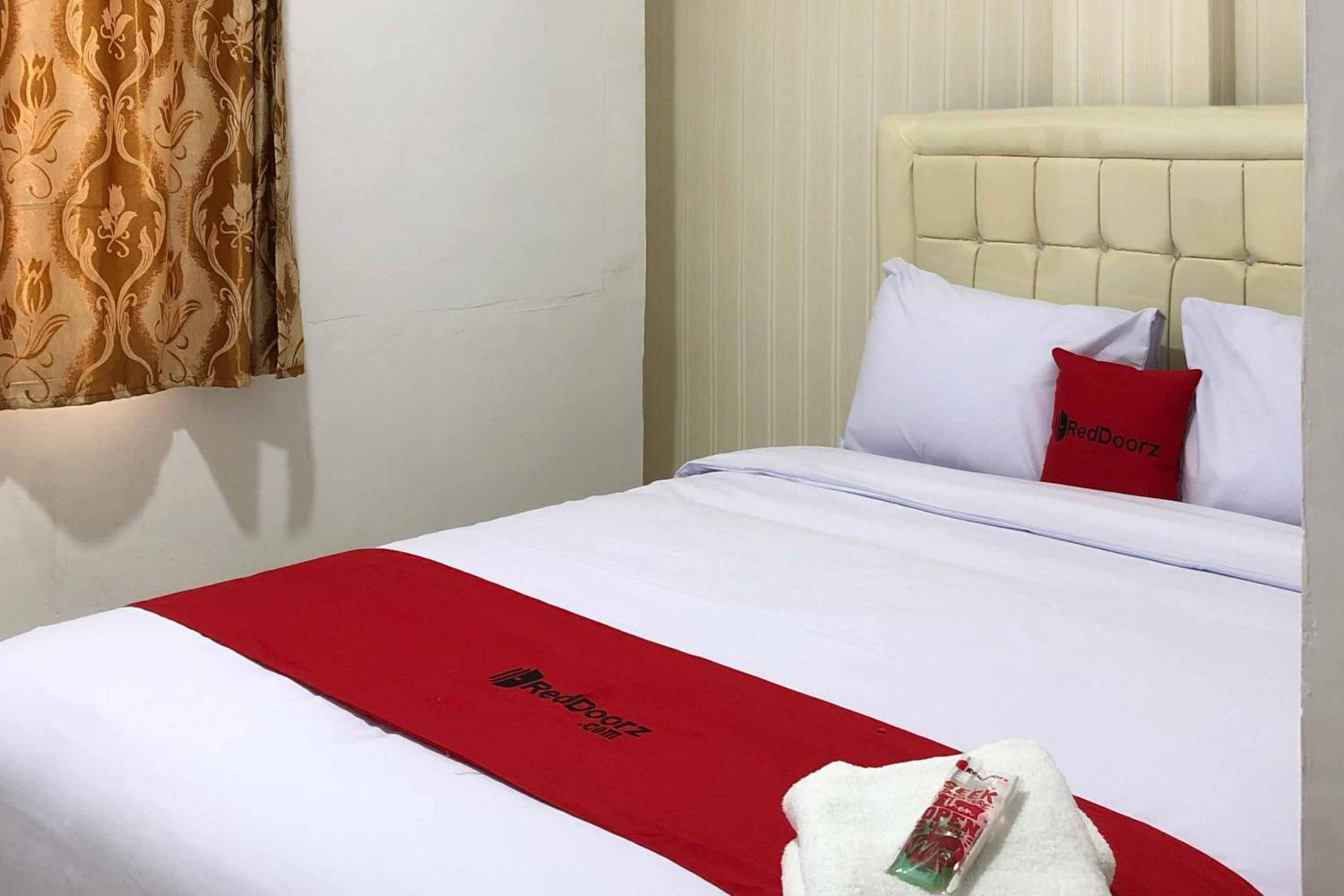 Queen Room - Photo 1