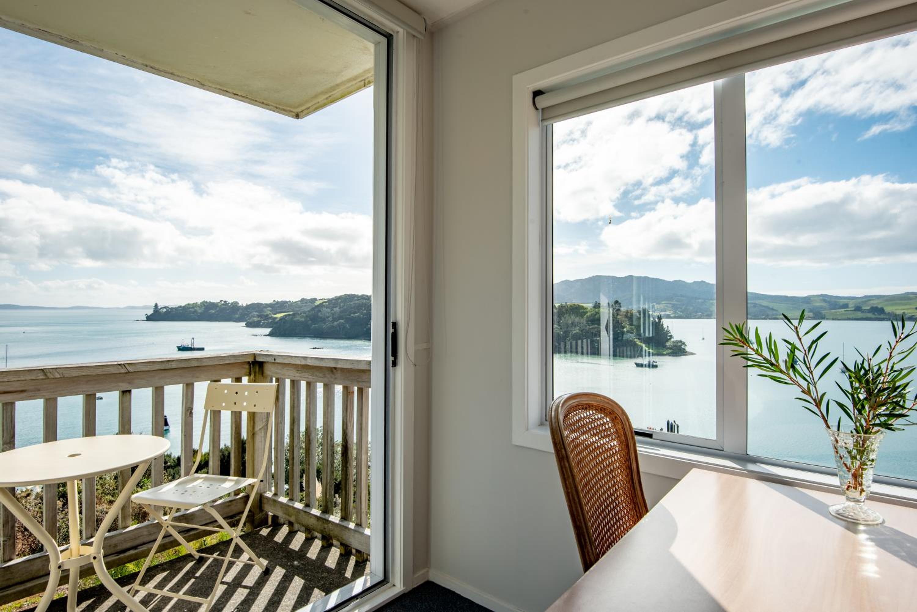 Apartment with Sea View photo 2