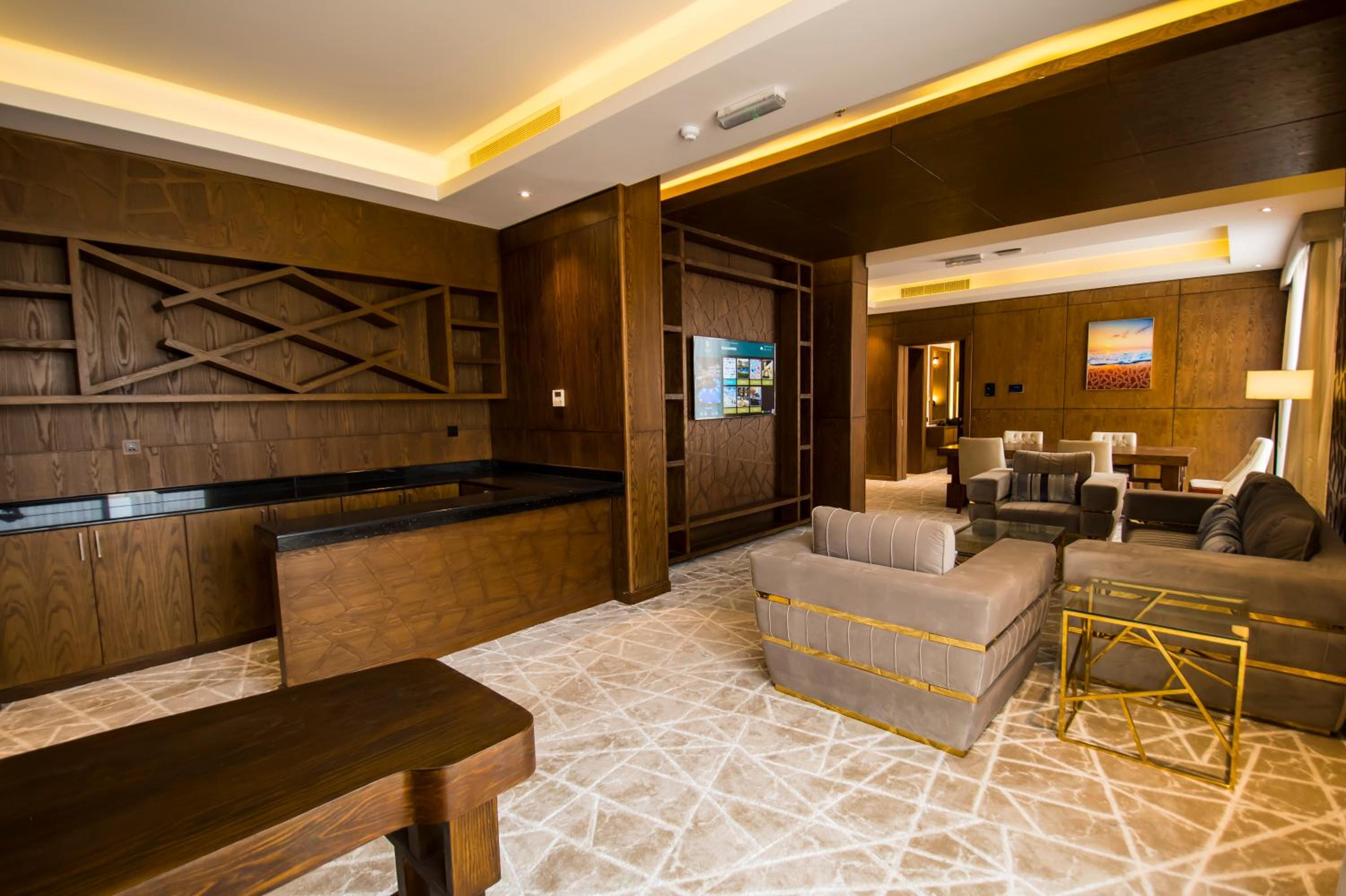 Royal Suite - Photo 7