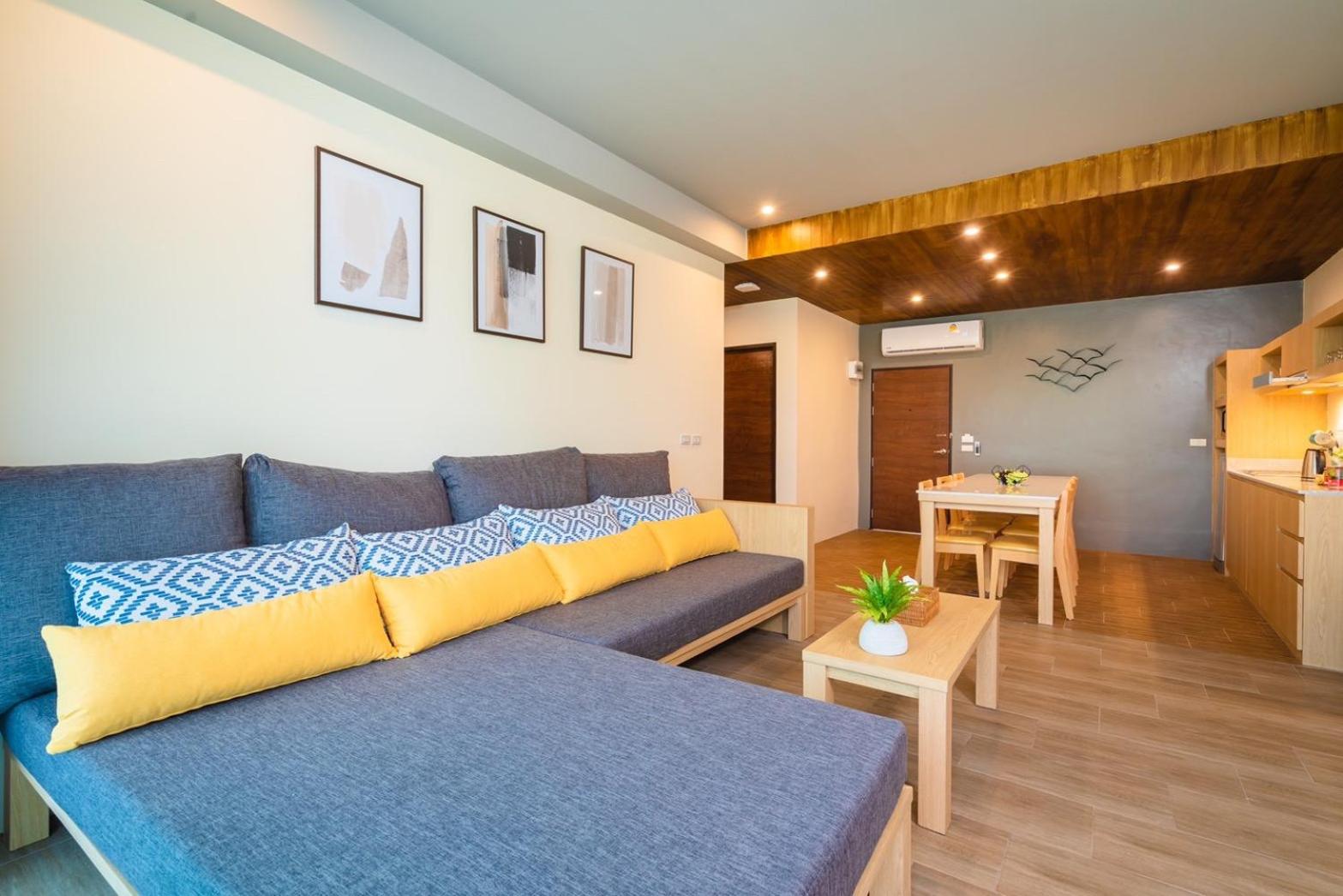 Family Room with Sea View - Photo 13