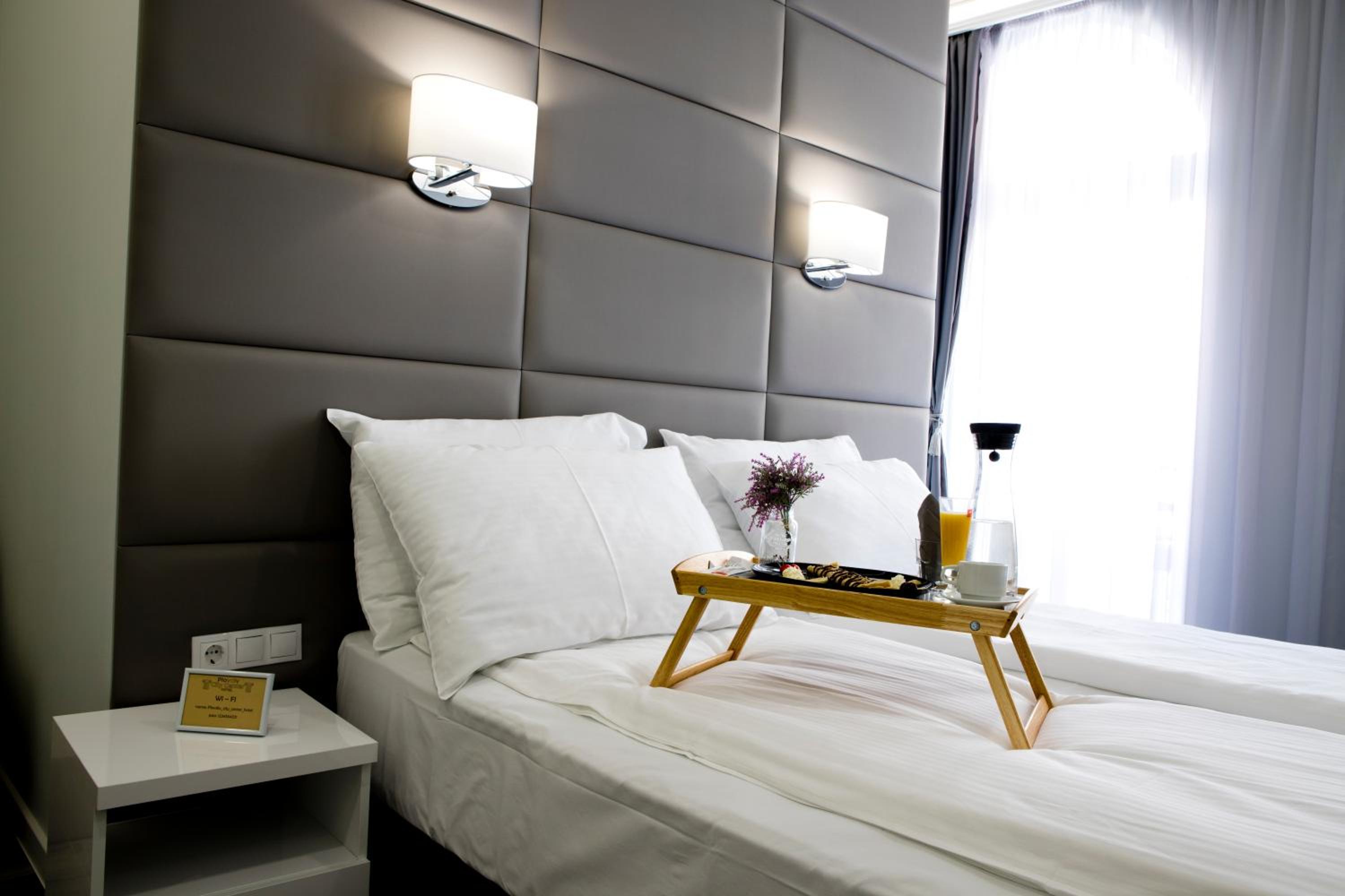 Deluxe Double or Twin Room with Balcony - Photo 29