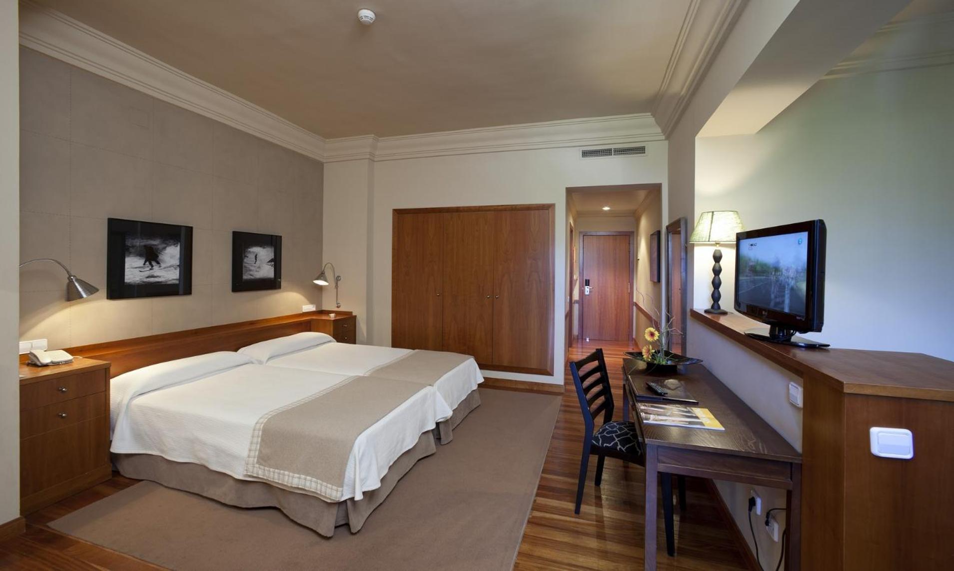 Superior Double Room - Photo 4