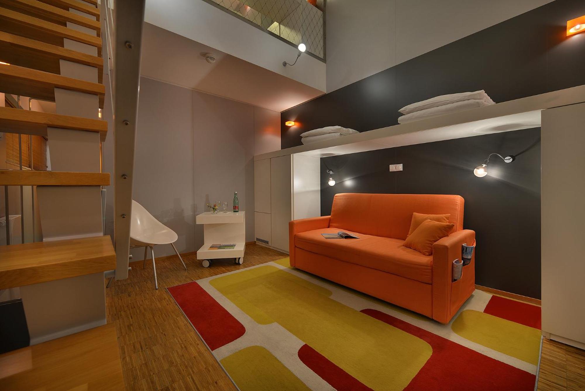 Duplex Suite with Balcony photo 2