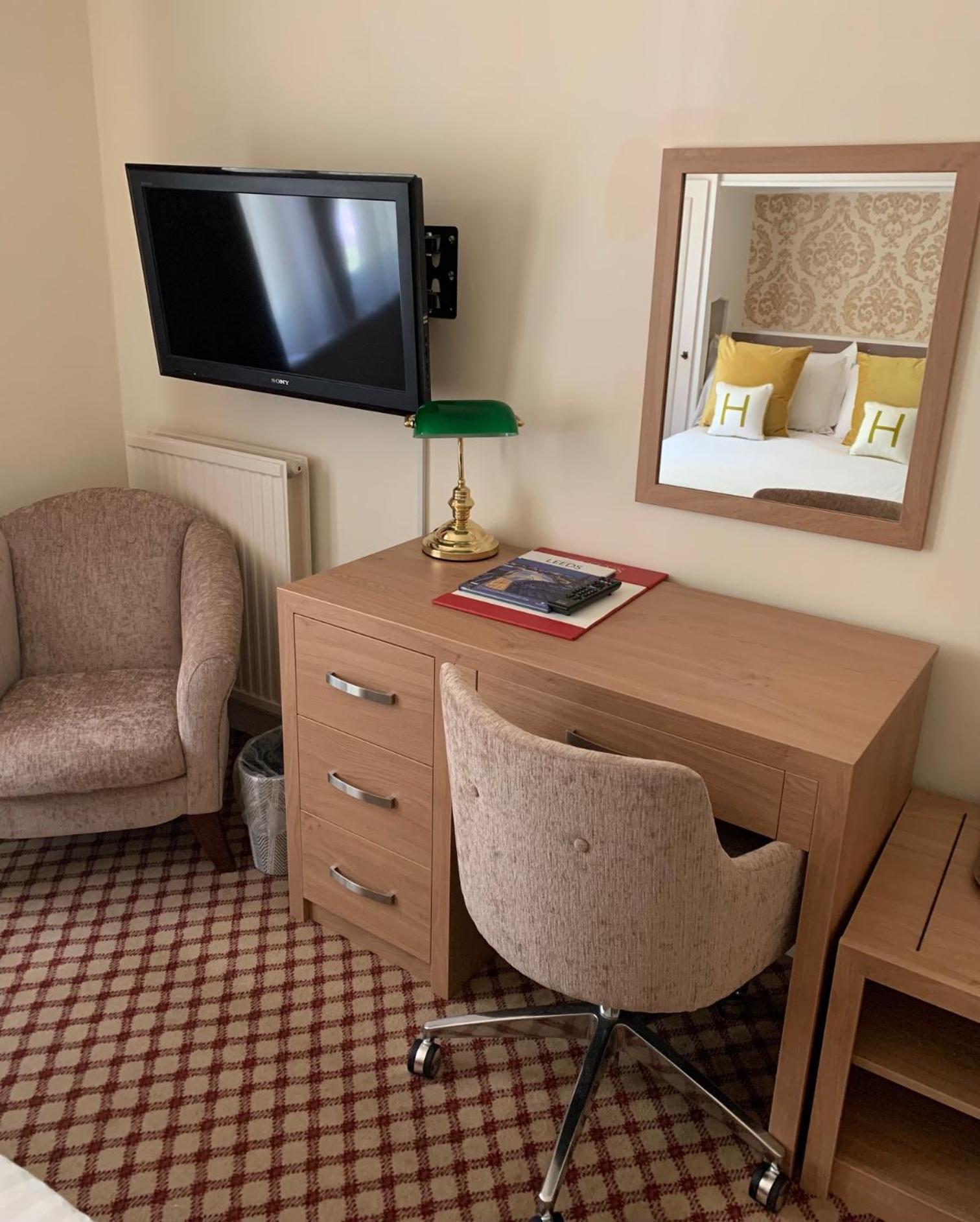 Double Room - Photo 5