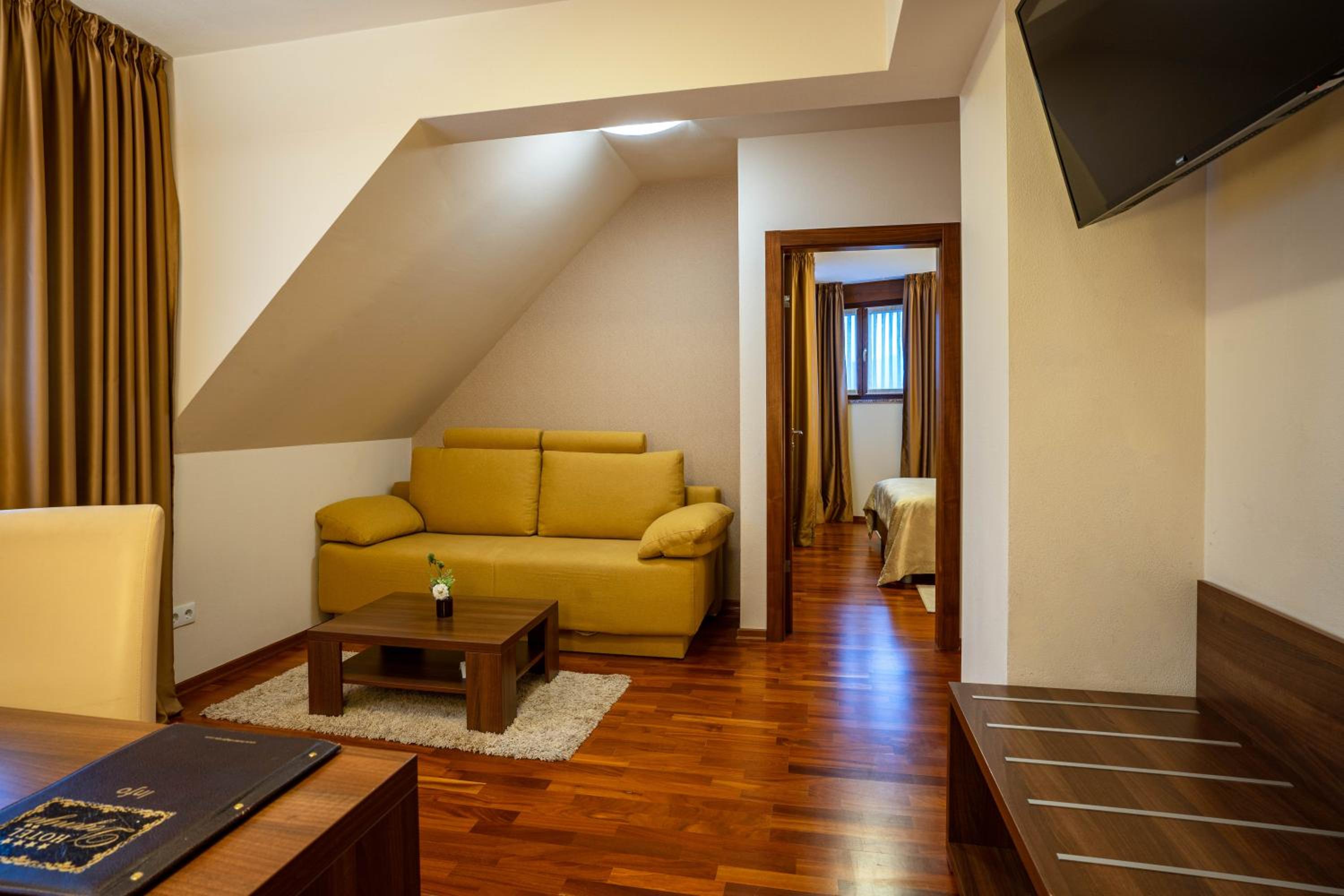 Suite photo 2