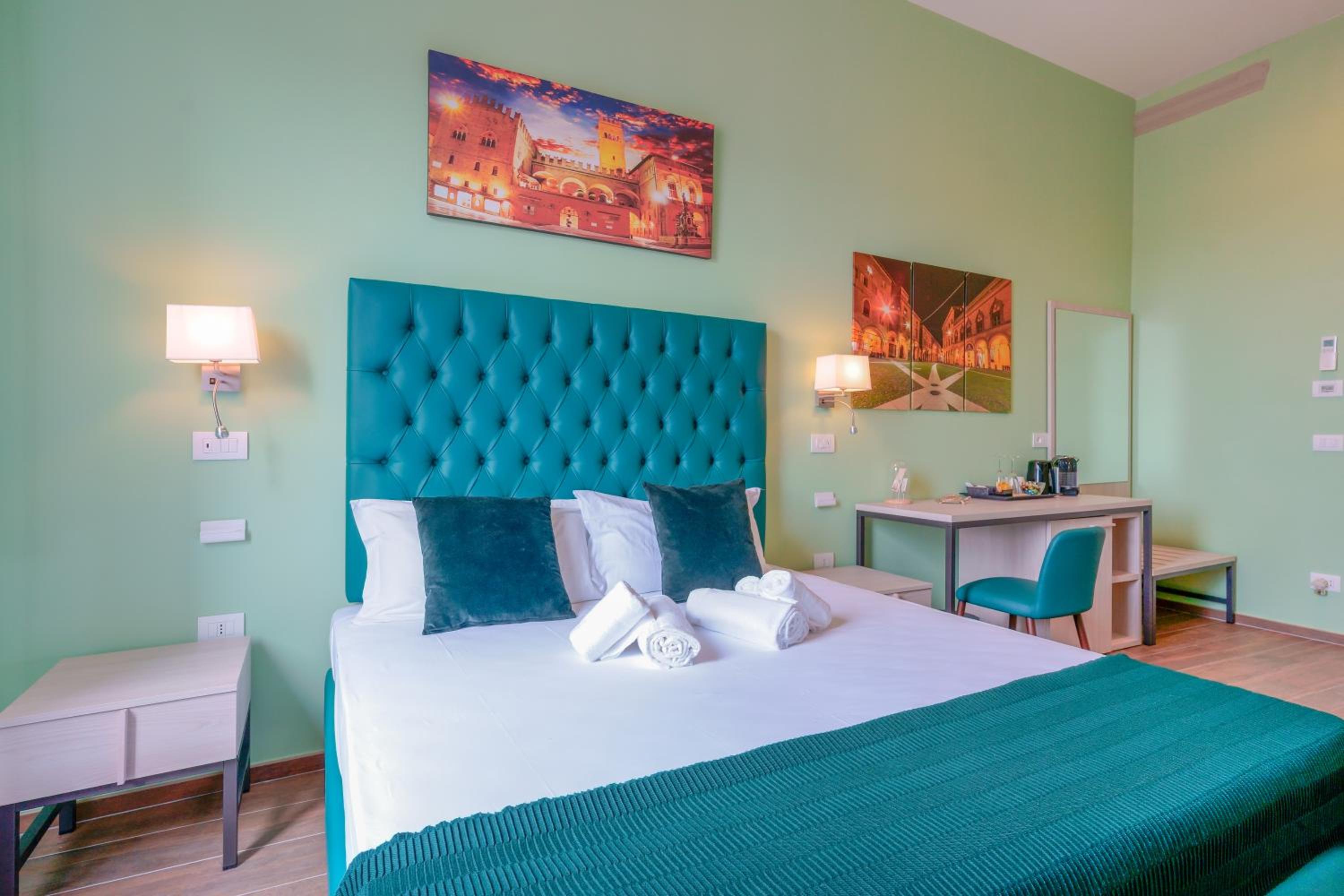 Deluxe Double Room - Photo 7