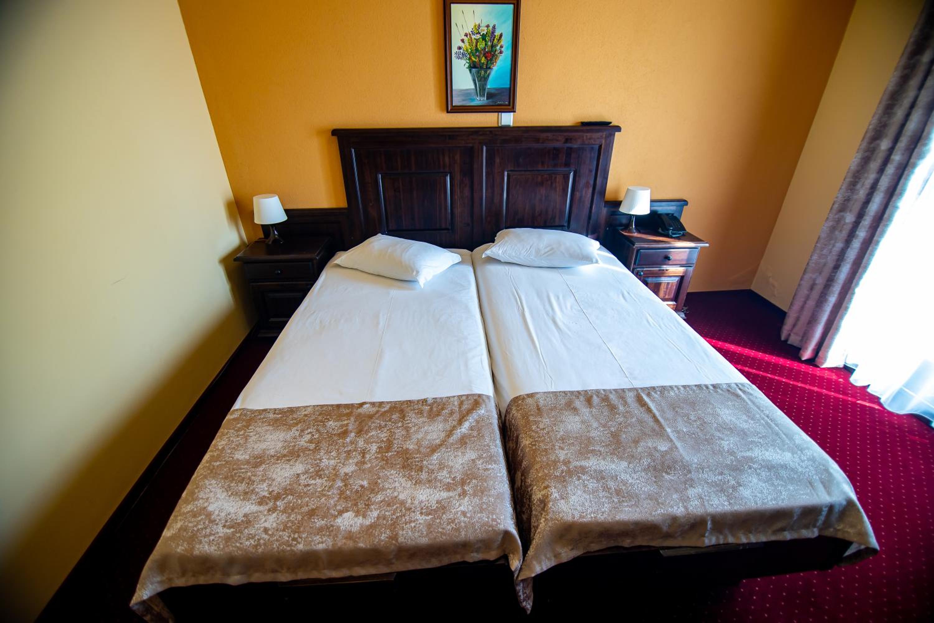 Twin Room - Photo 1